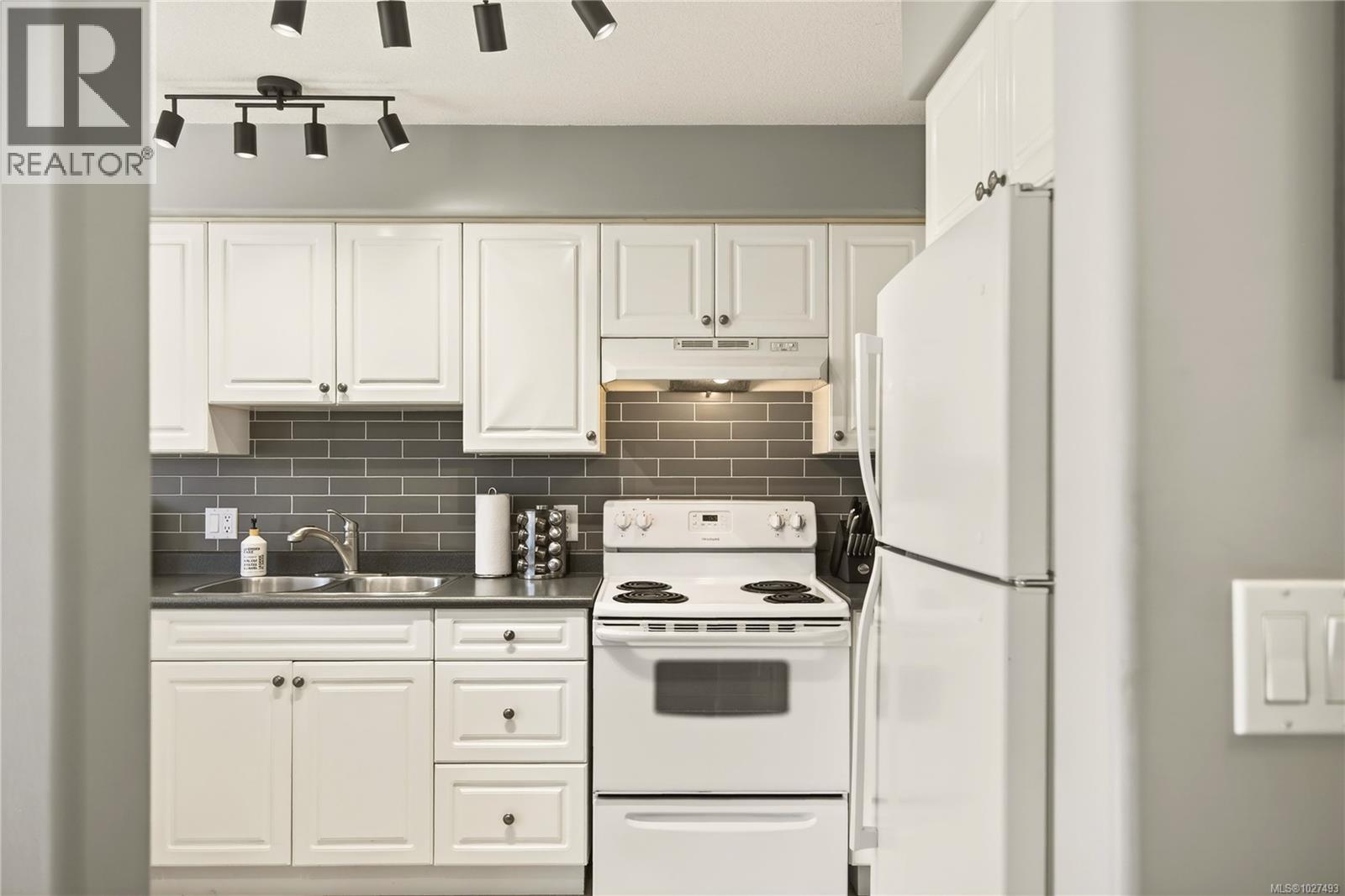 7 290 Corfield St, Parksville