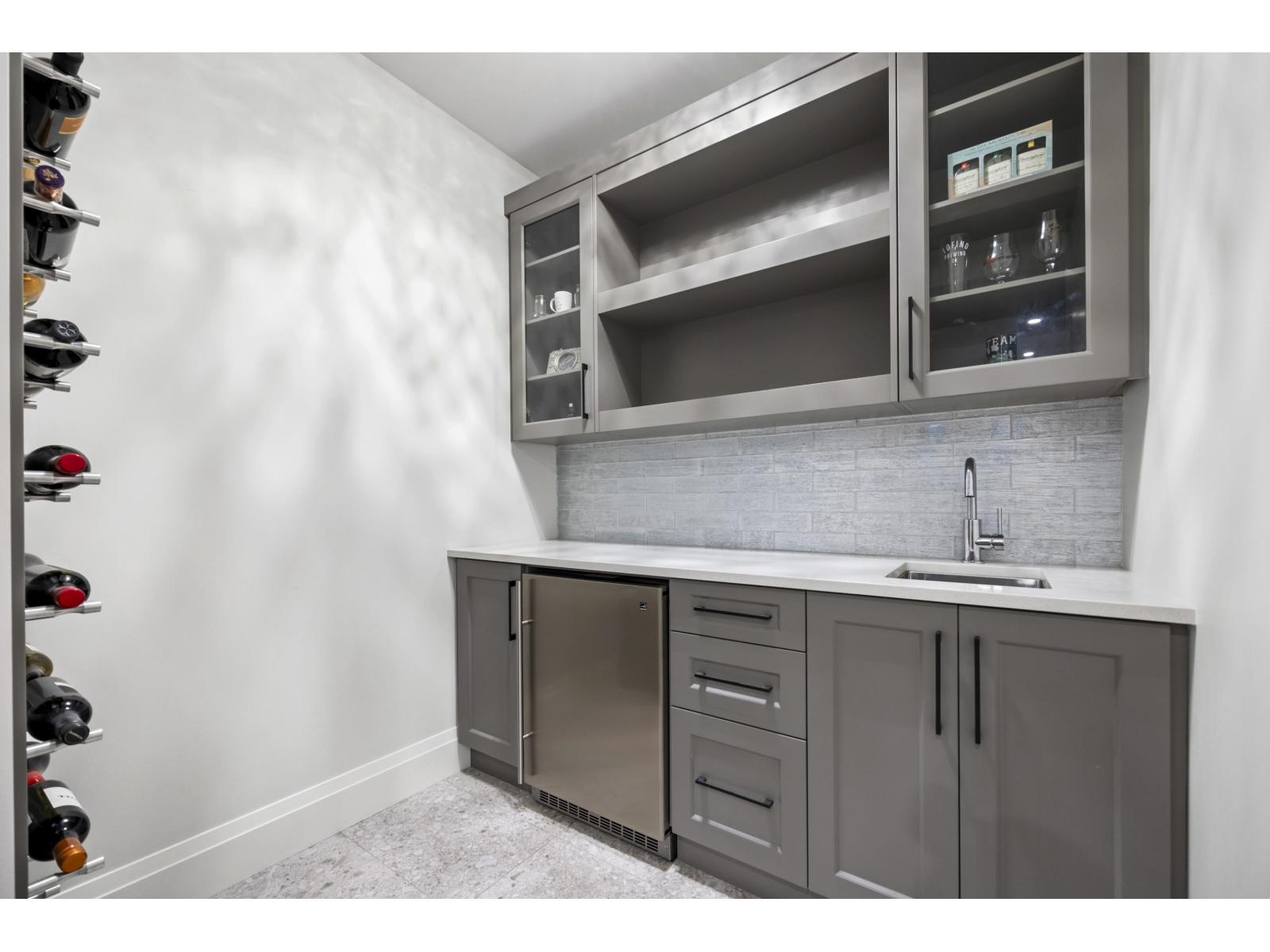 918 163 STREET, Surrey