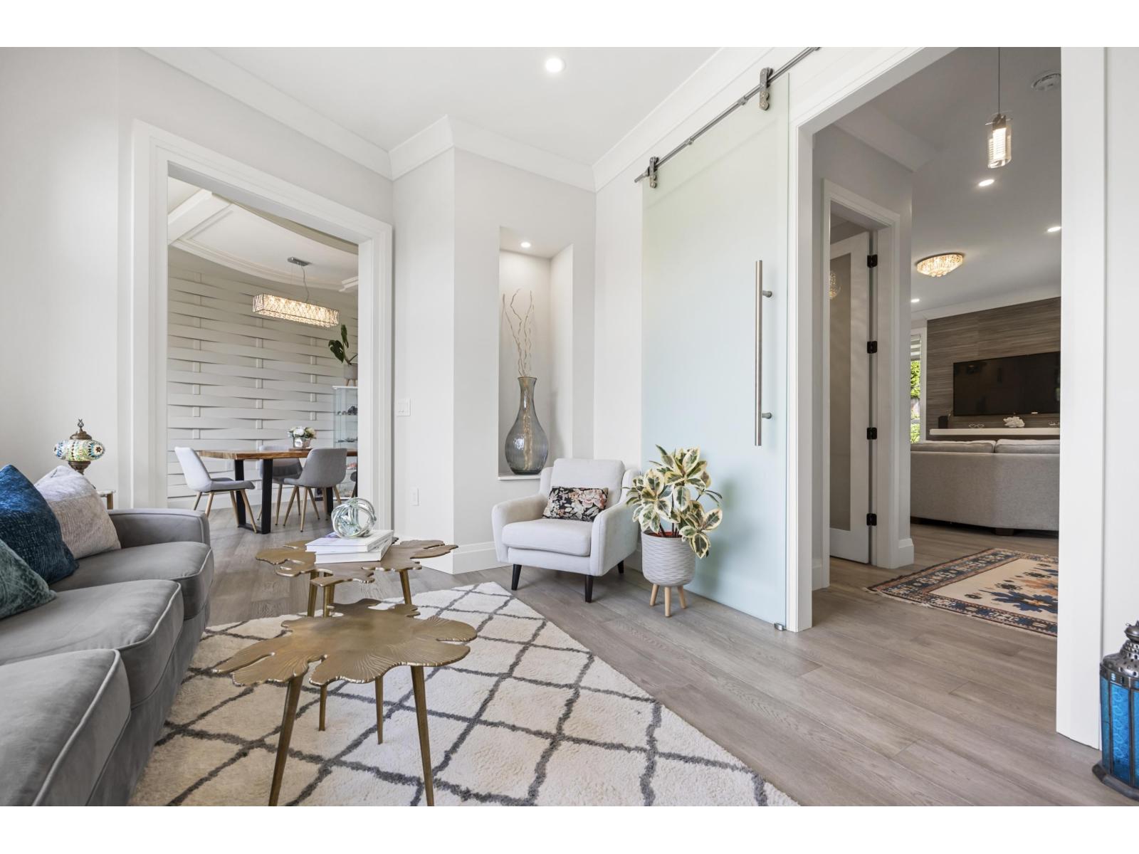 918 163 STREET, Surrey