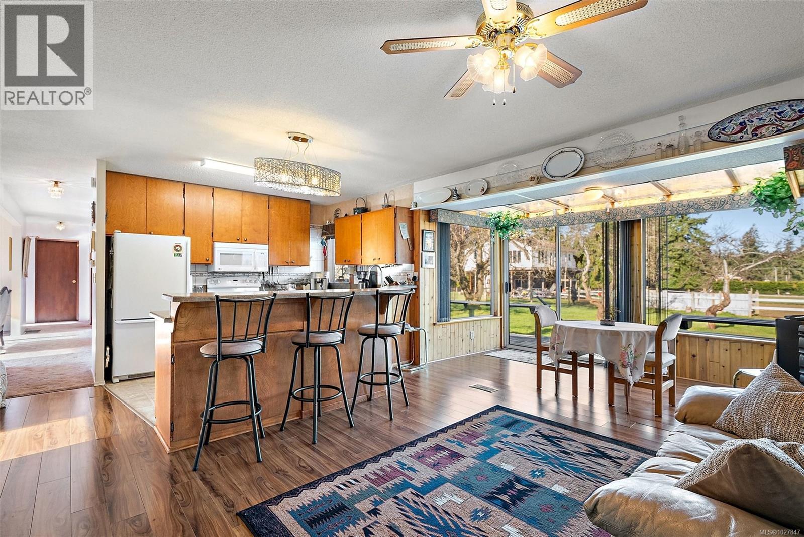 1175 Rolmar Cres, Cobble Hill