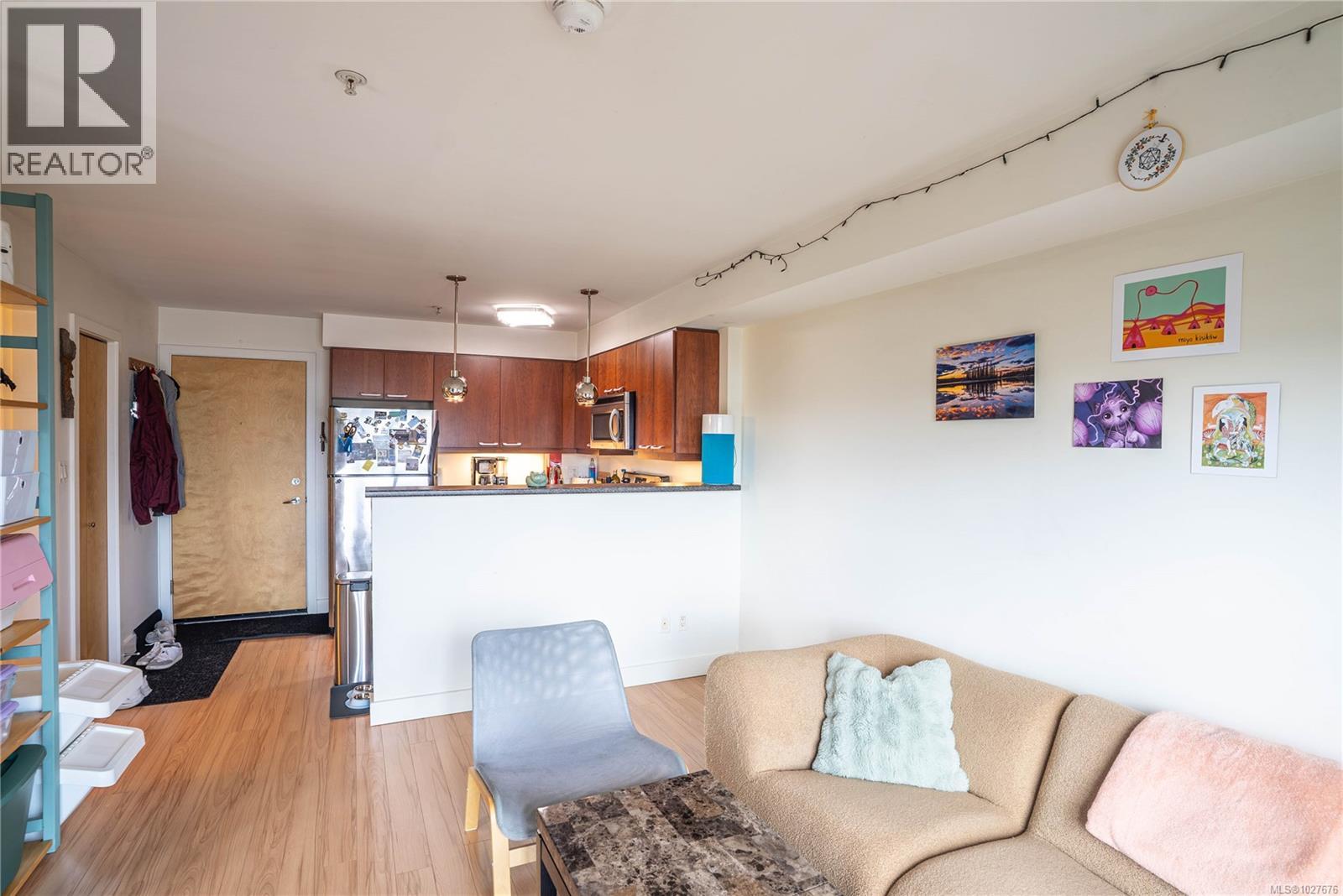 #407 356 Gorge Rd E - 4