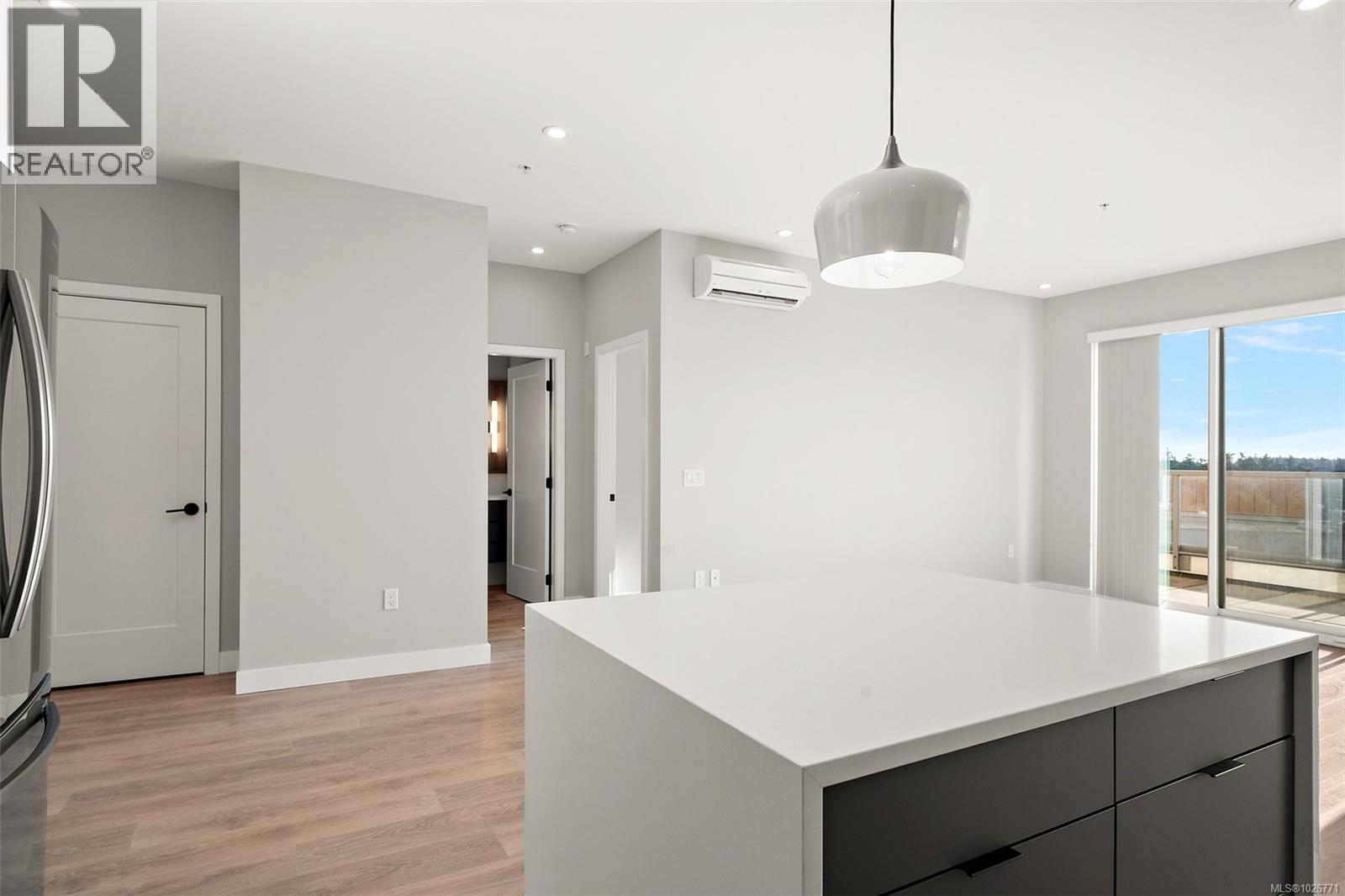 607 967 Whirlaway Crescent, Langford