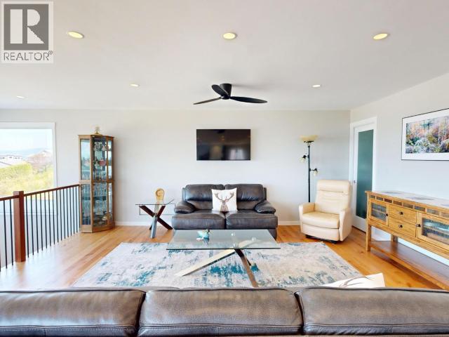 3784 TRAIL PLACE, Powell River