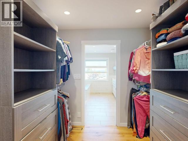 3784 TRAIL PLACE, Powell River