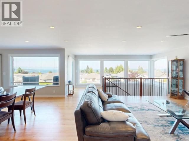 3784 TRAIL PLACE, Powell River