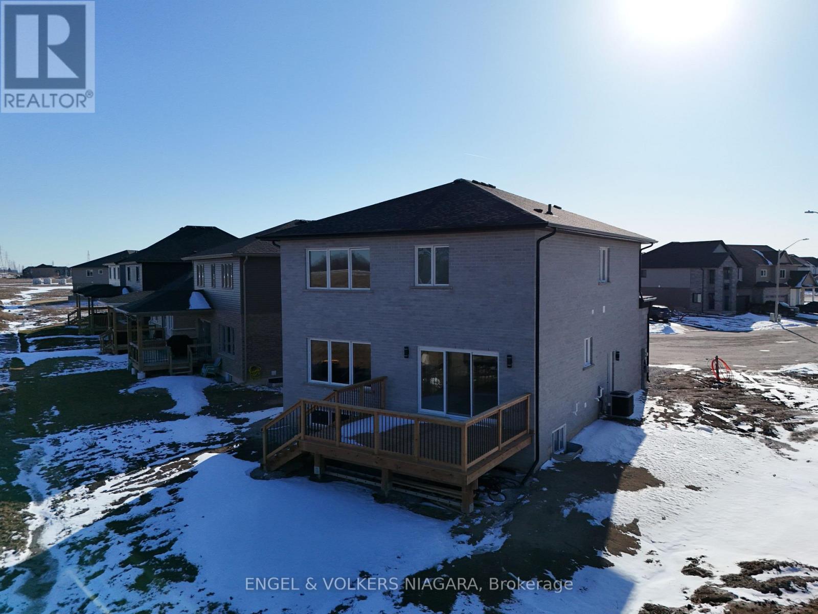 25 ELVIRA WAY - 3