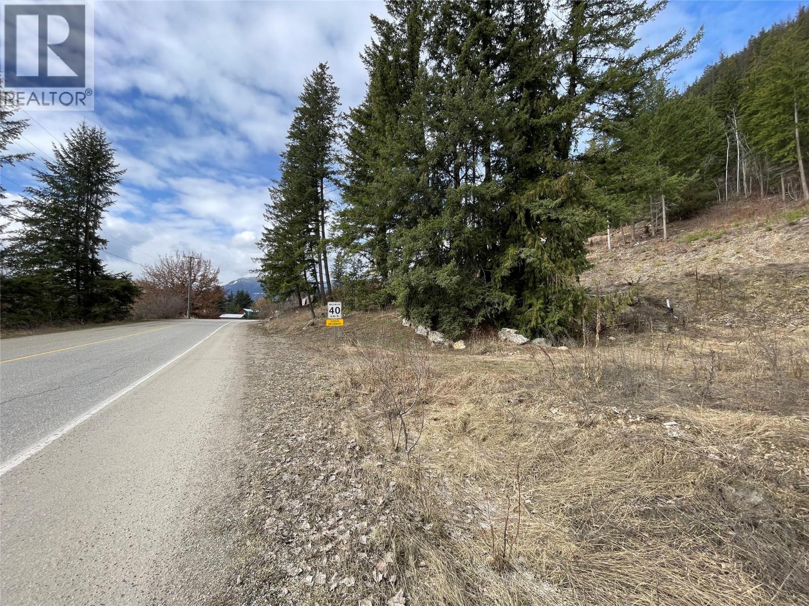 86 Old Town Road, Sicamous