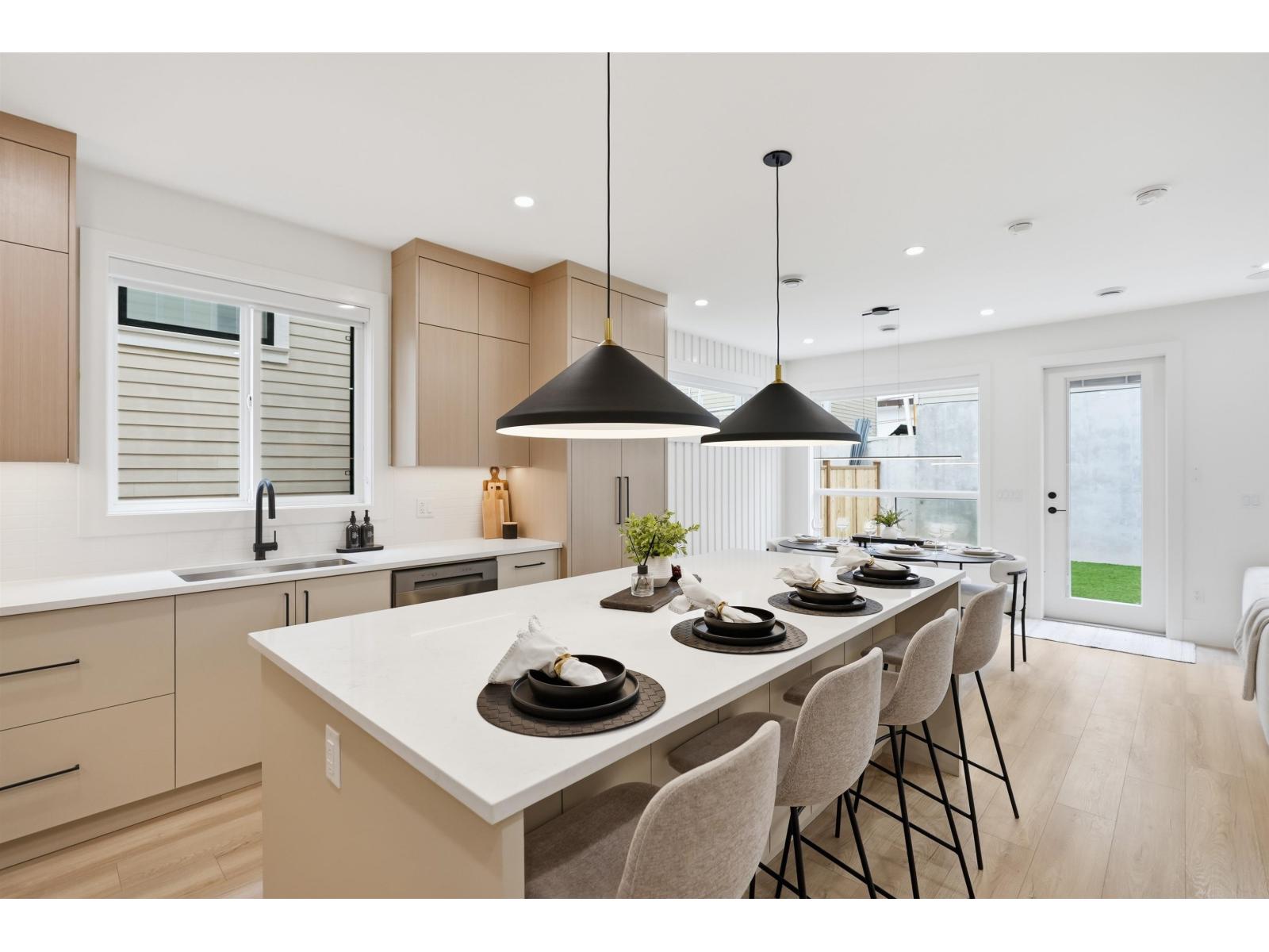 9312 EBOR Road, Delta