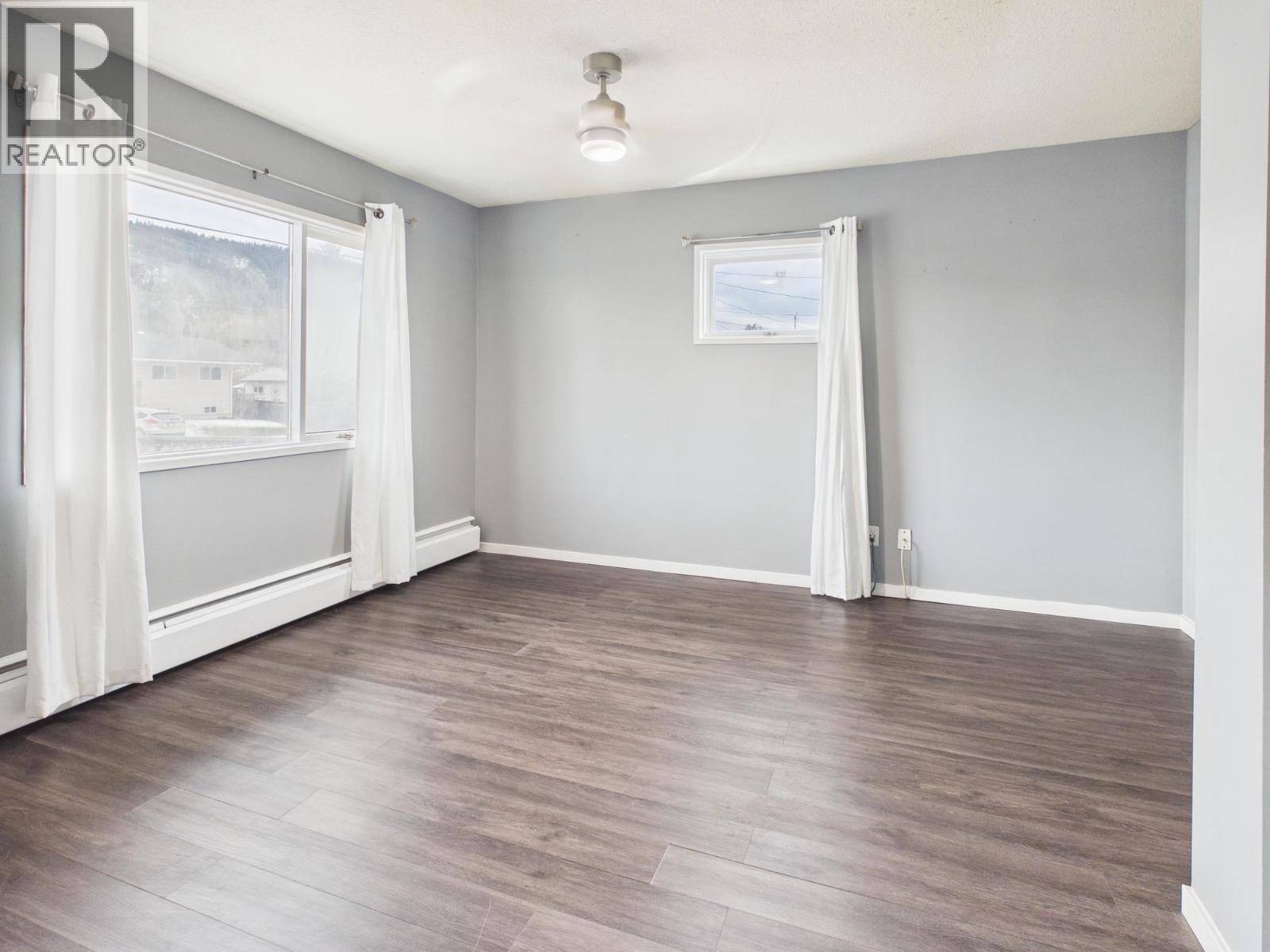 3024 EDWARDS DRIVE - 4