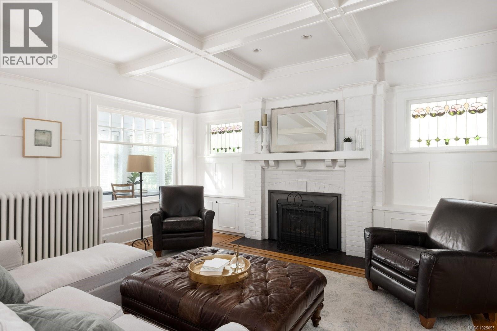 1175 St. Patrick St, Oak Bay