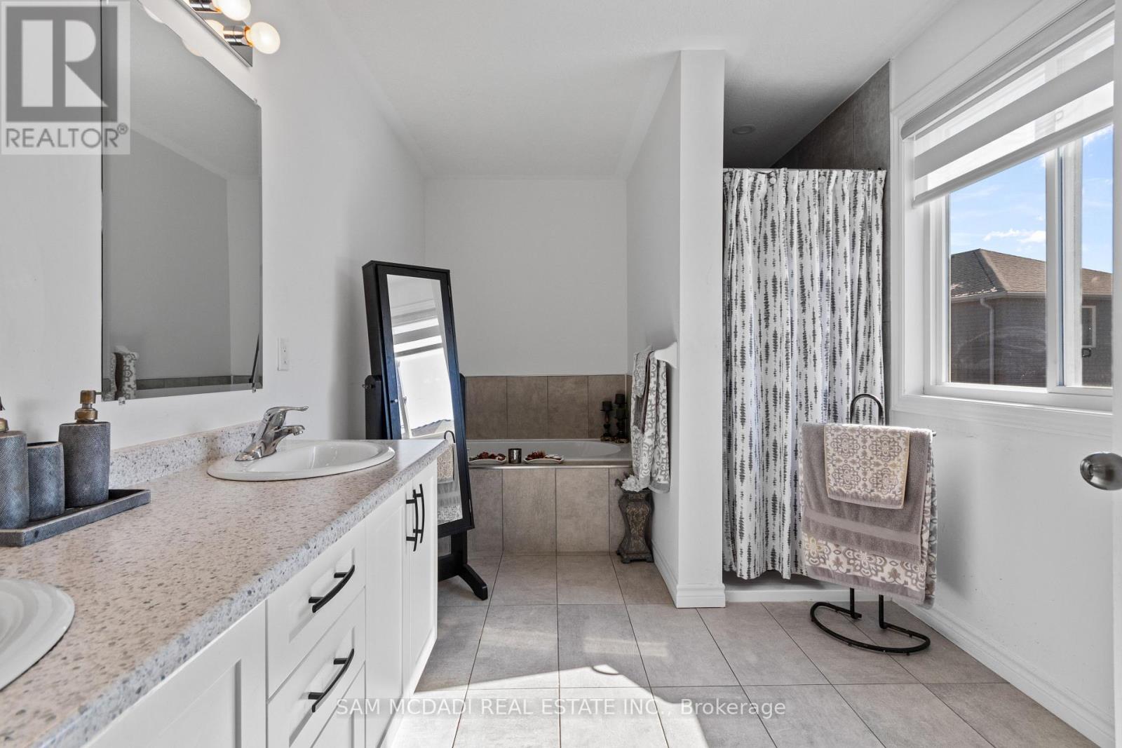 2743 ORIOLE DRIVE - 20