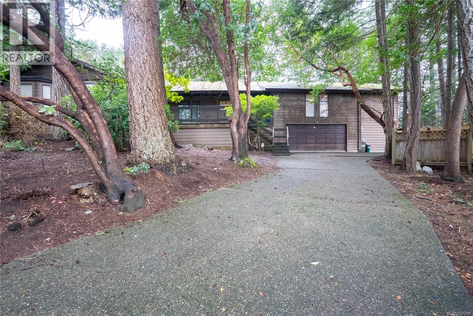 279 Dutnall Rd, Metchosin