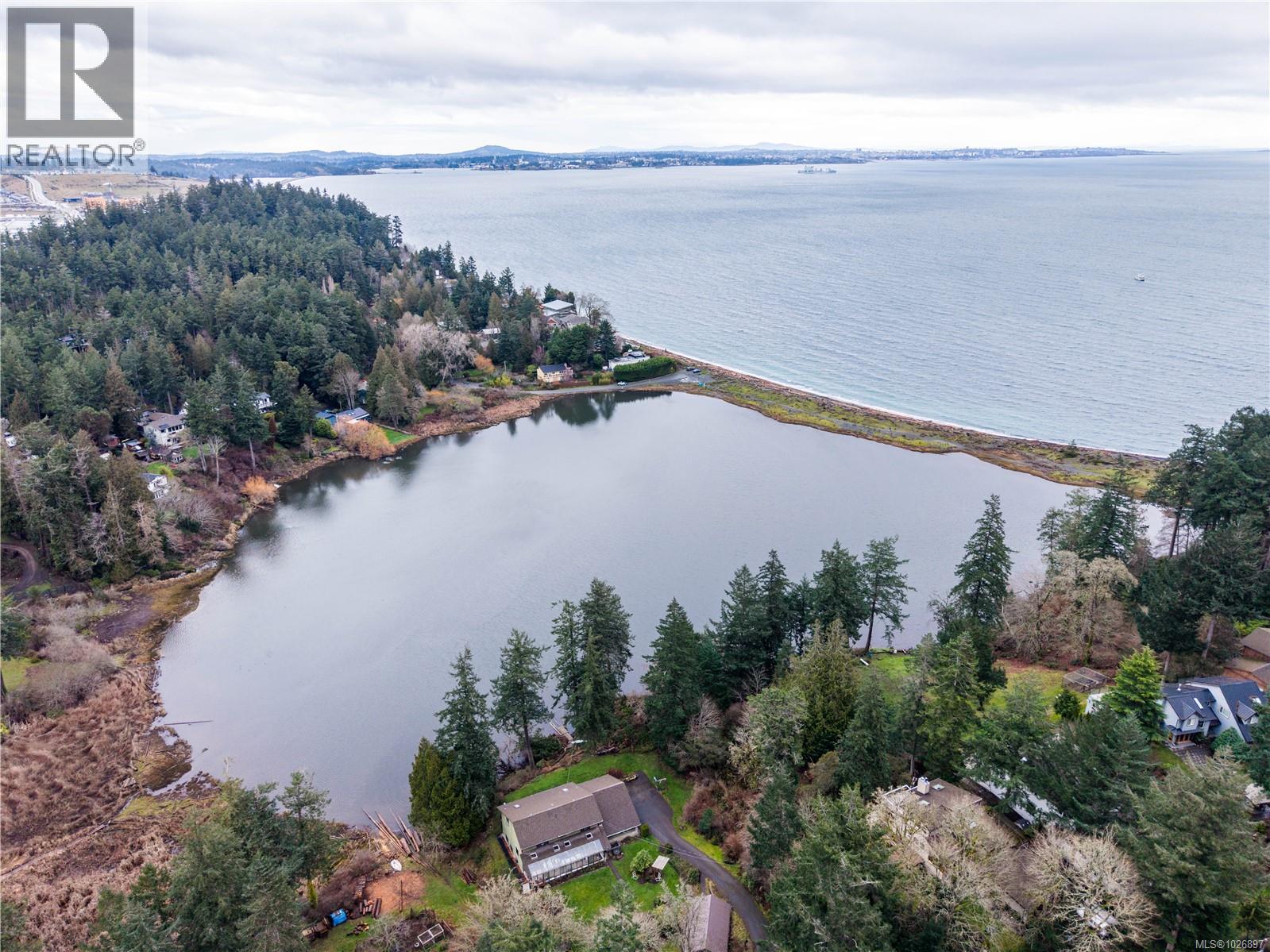279 Dutnall Rd, Metchosin