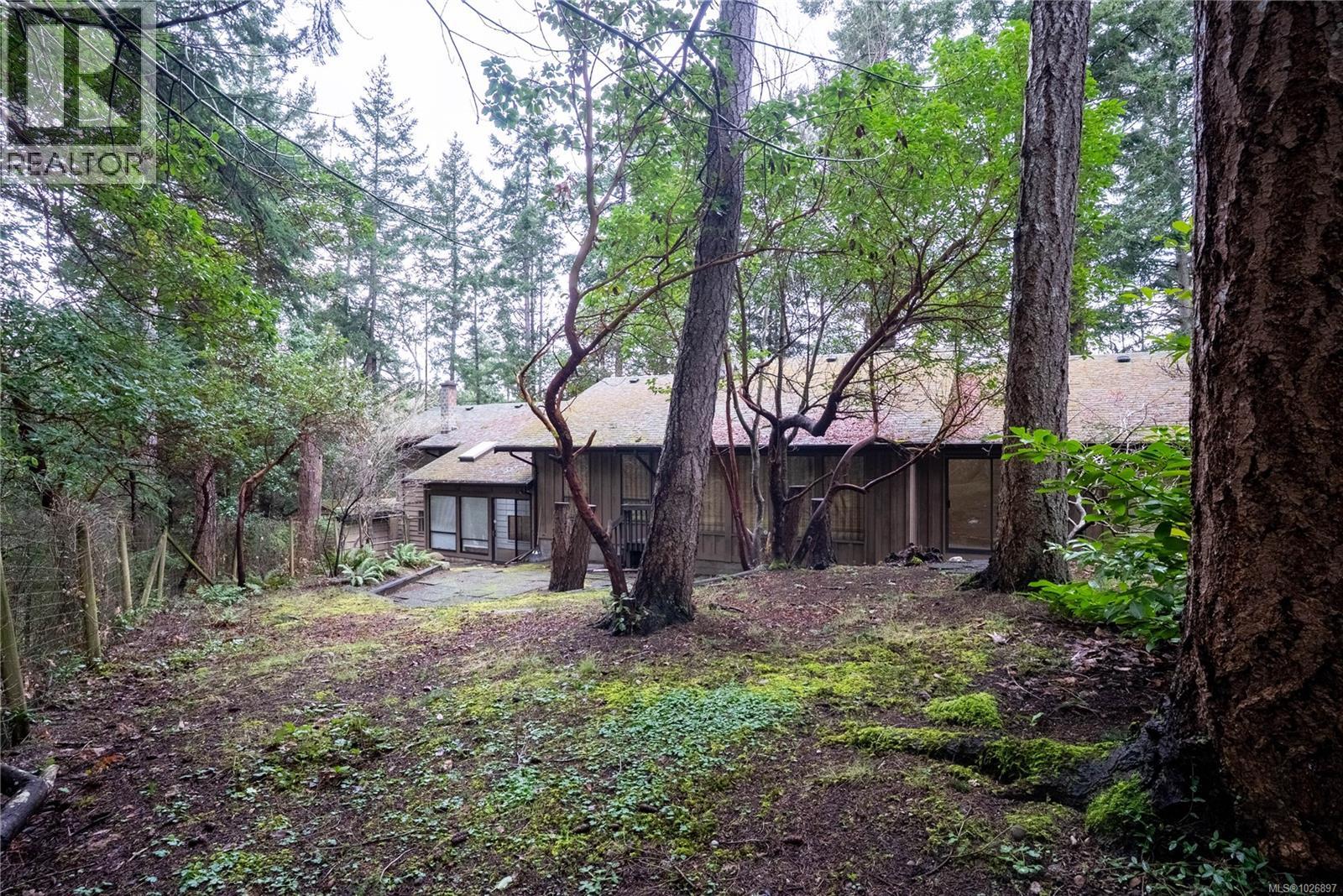 279 Dutnall Rd, Metchosin