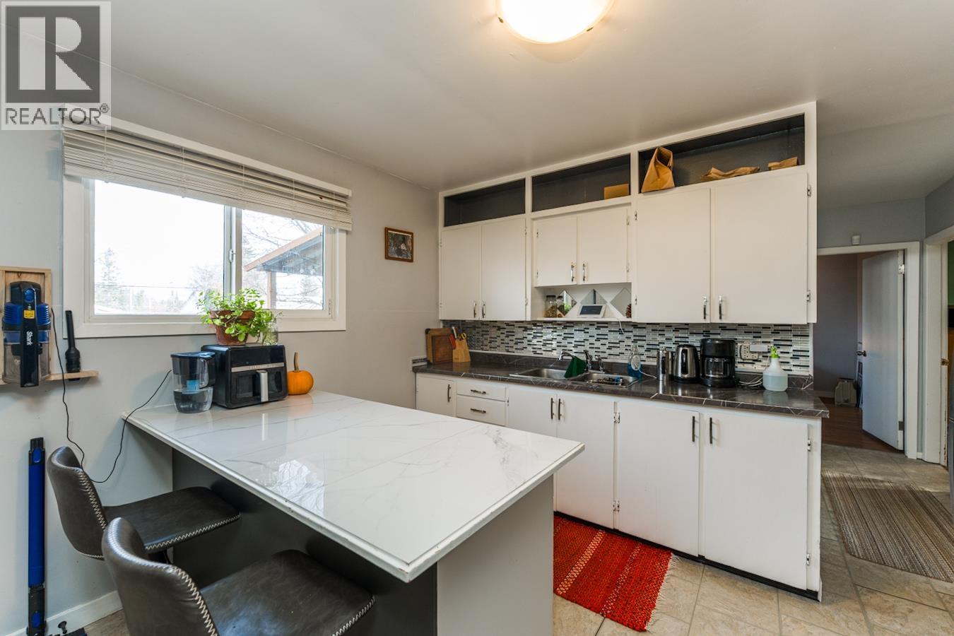 1180 CUDDIE CRESCENT - 7