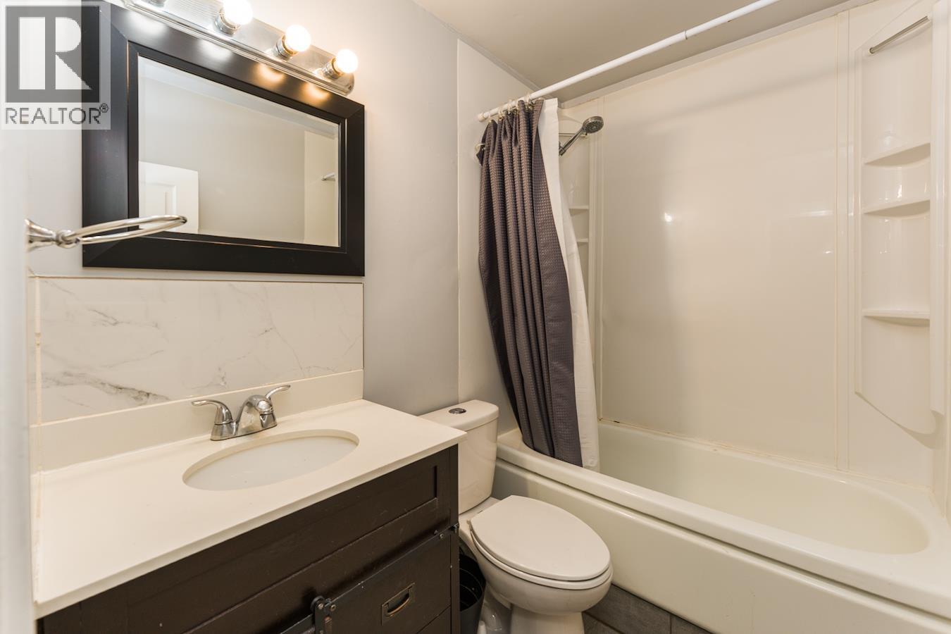 1180 CUDDIE CRESCENT - 22