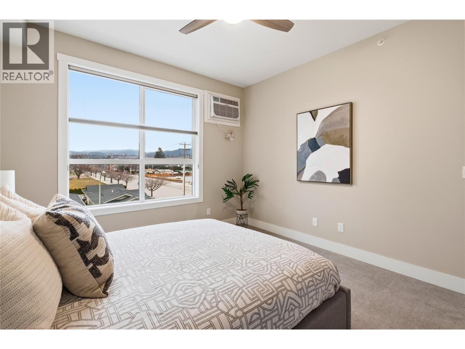 313 3090 Burtch Road, Kelowna