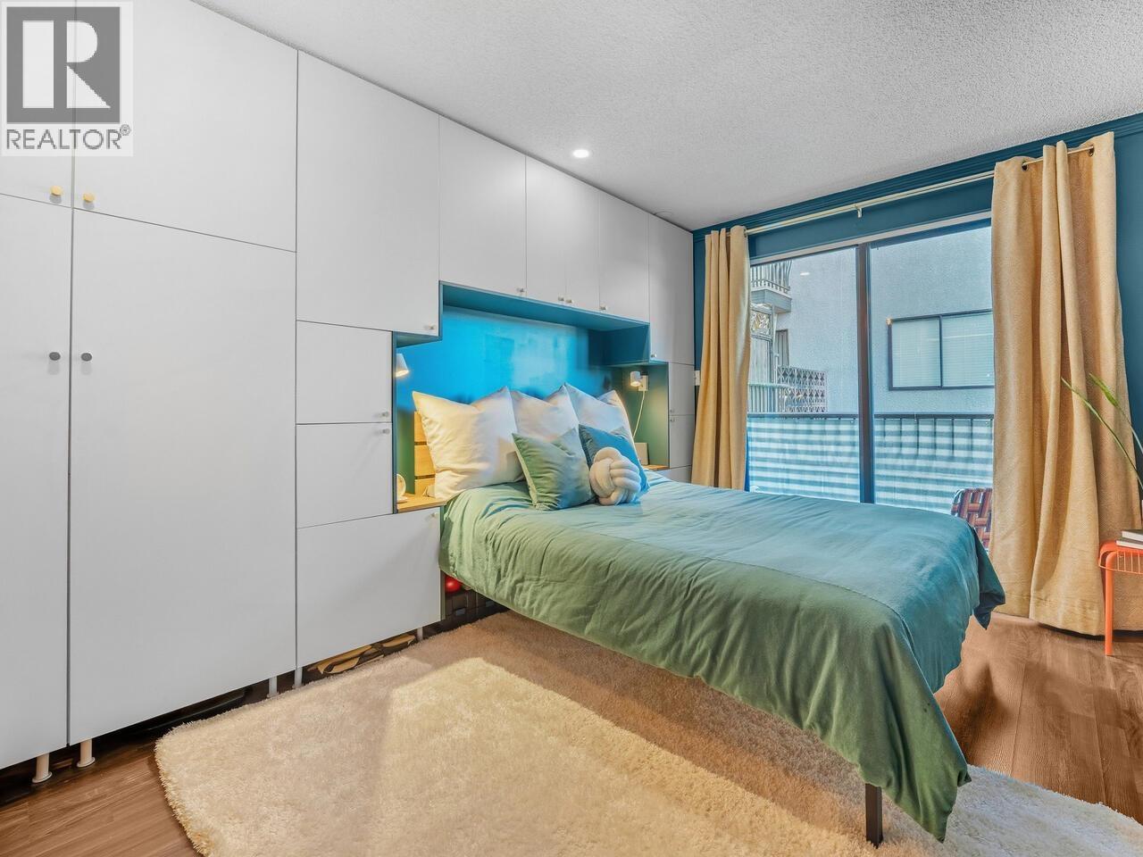 206 1065 E 8TH AVENUE, Vancouver