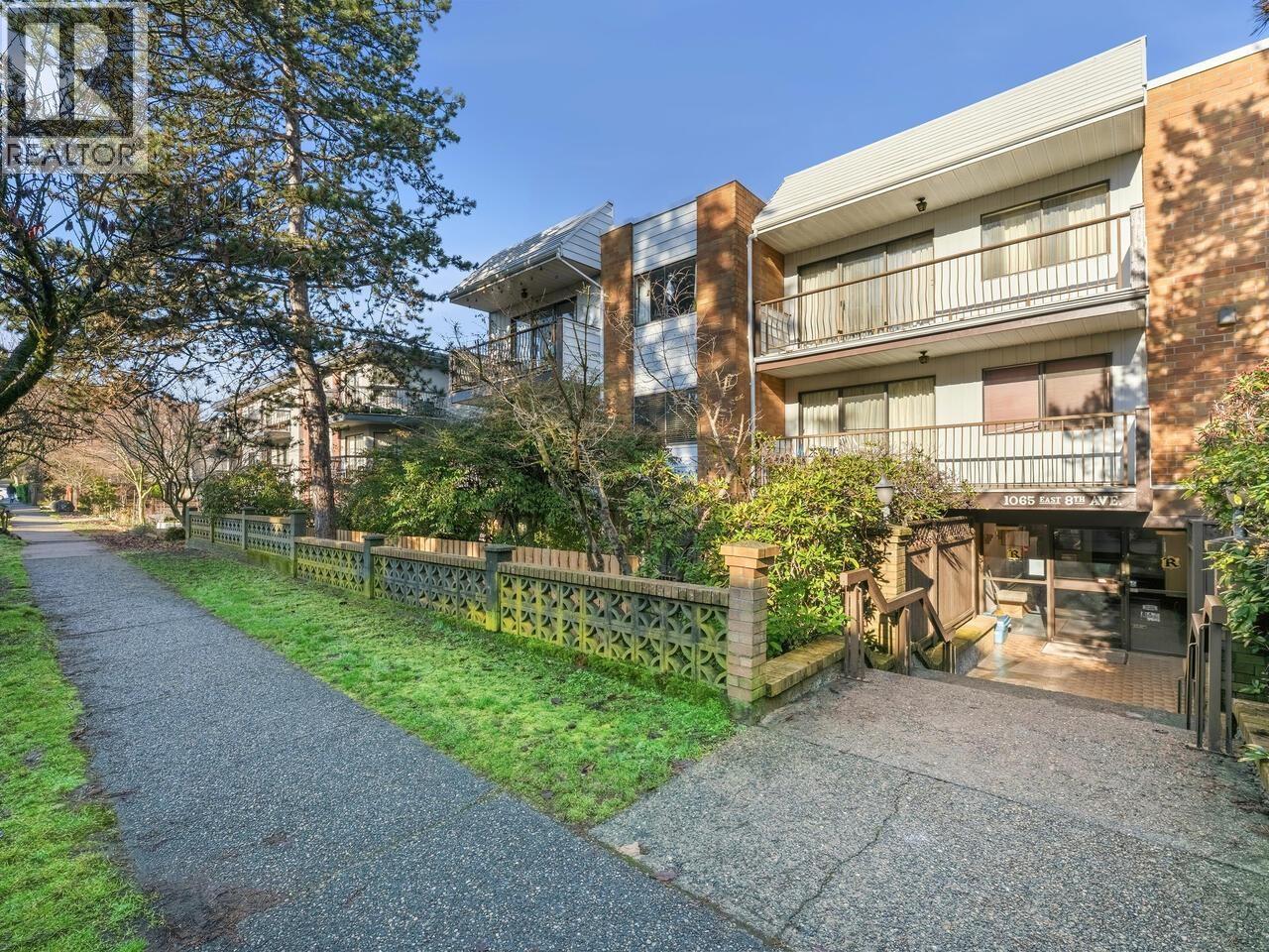 206 1065 E 8TH AVENUE, Vancouver
