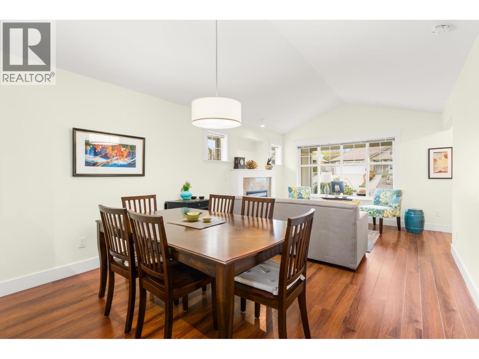 6231 KEVINS ROAD, Sechelt