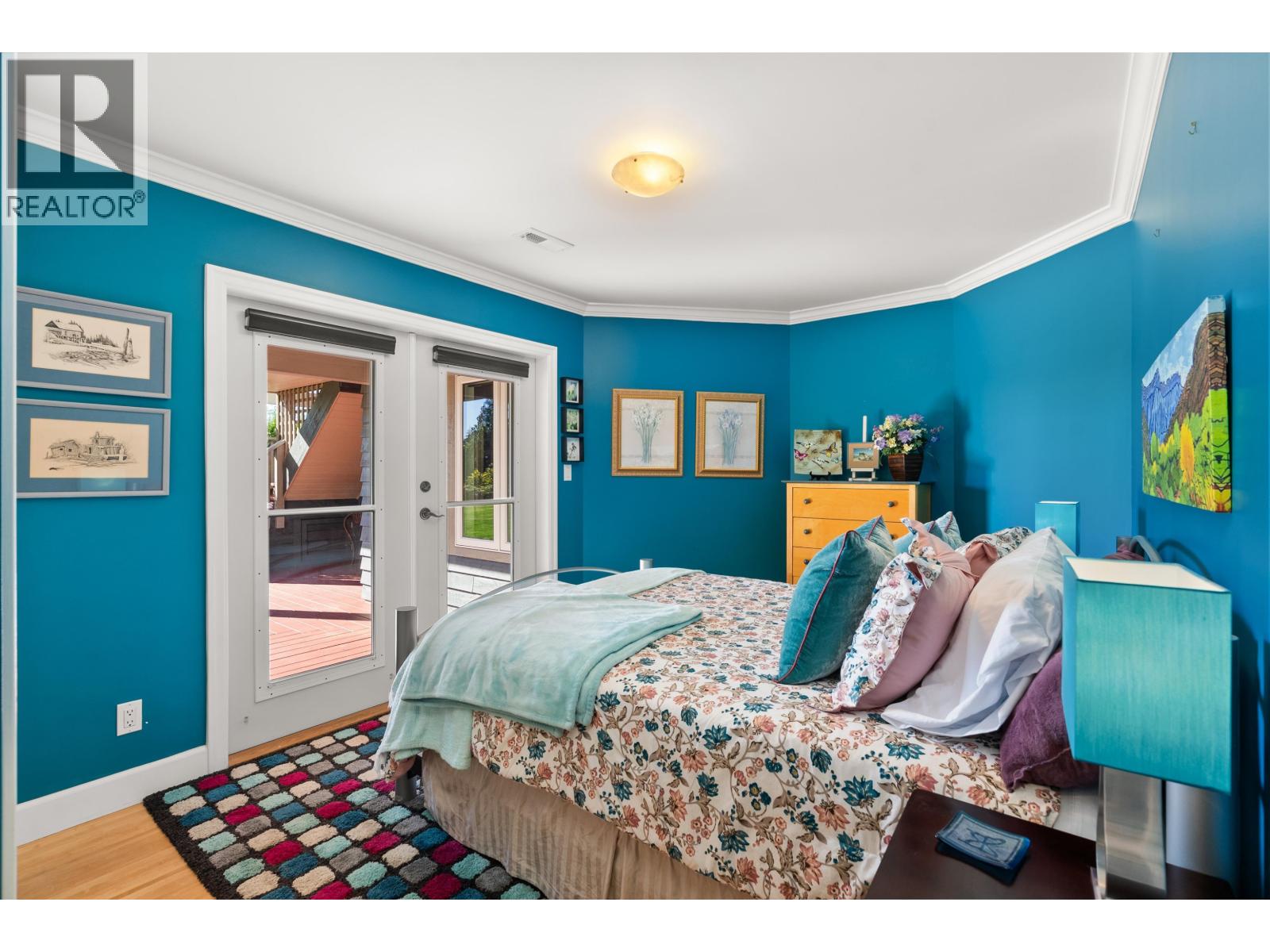 2440 SUNSHINE COAST HIGHWAY, Roberts Creek