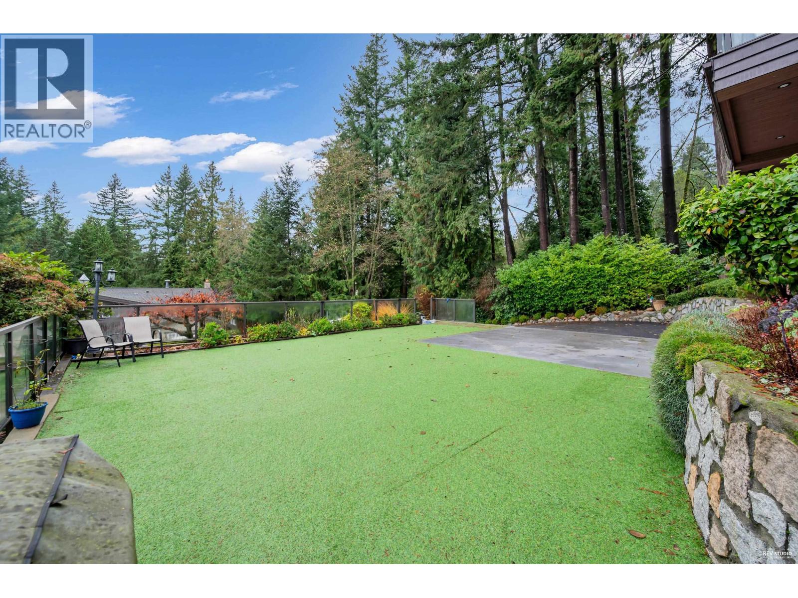 4066 NORWOOD AVENUE, North Vancouver