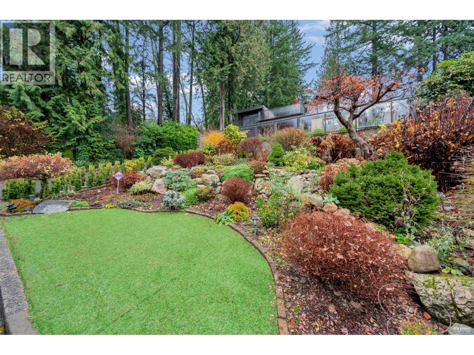 4066 NORWOOD AVENUE, North Vancouver
