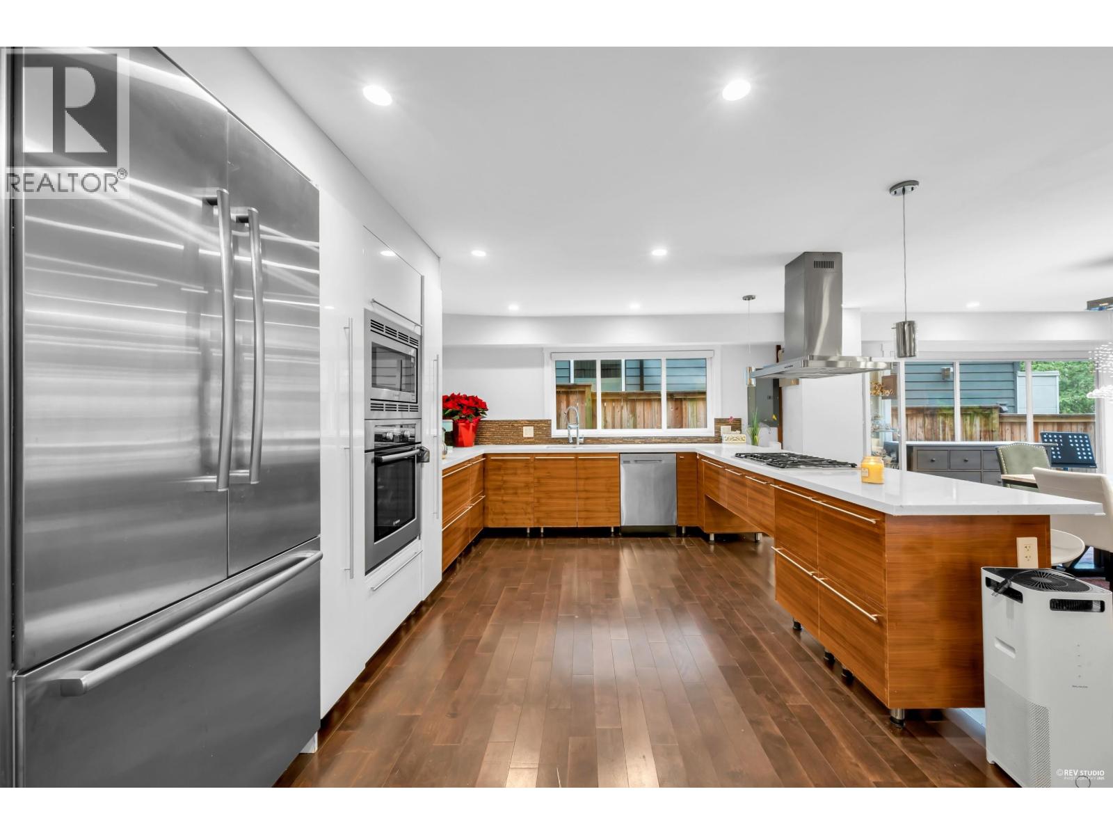 4066 NORWOOD AVENUE, North Vancouver