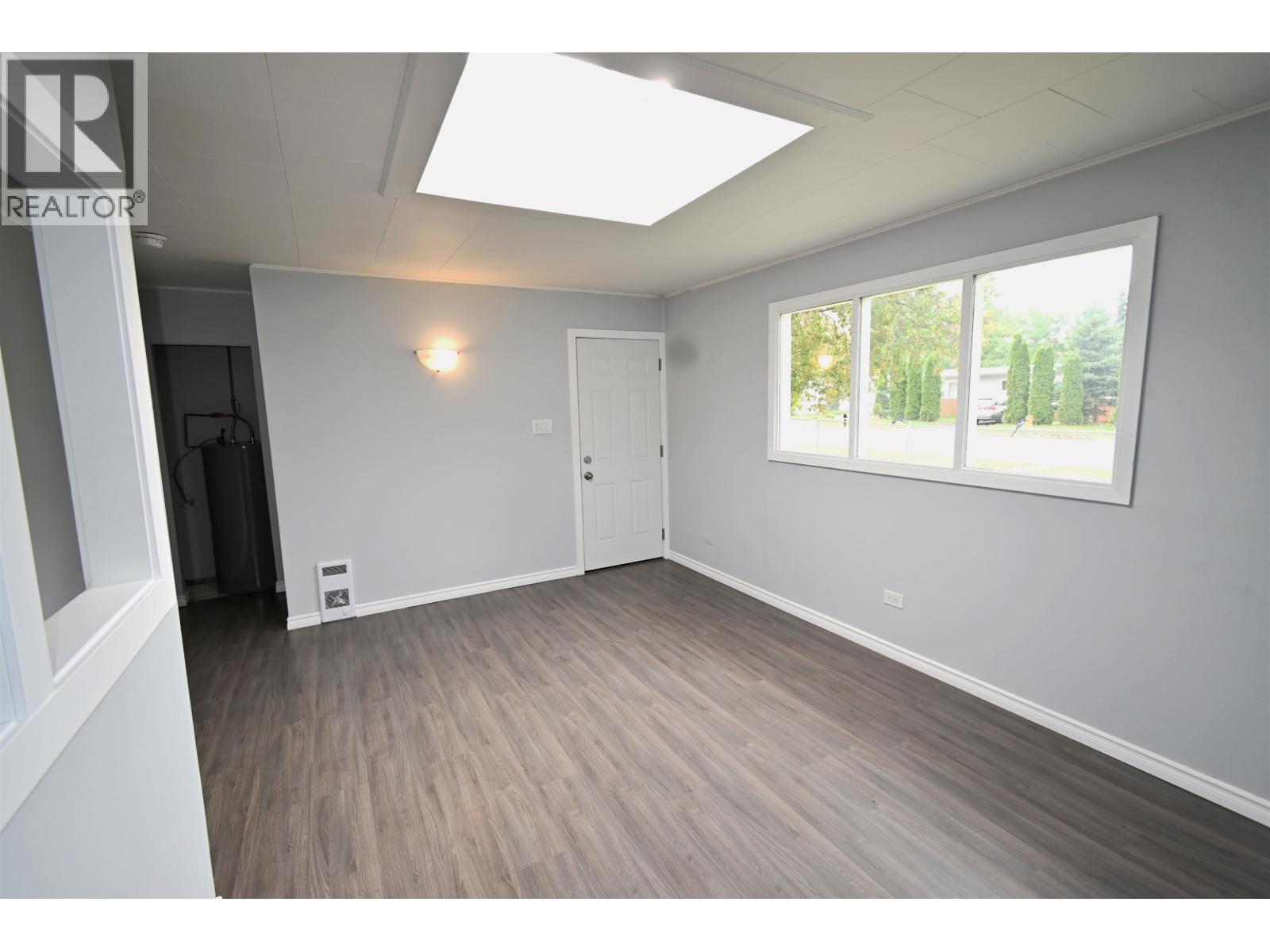 1188 CUDDIE CRESCENT - Image 3