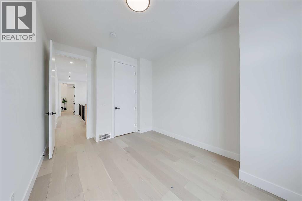 
          1728 19 Avenue Northwest
            <br/>
            <span>Calgary</span>
            , 
            <span>AB</span>
             <span>T2M1B3</span>
         - Photo 26