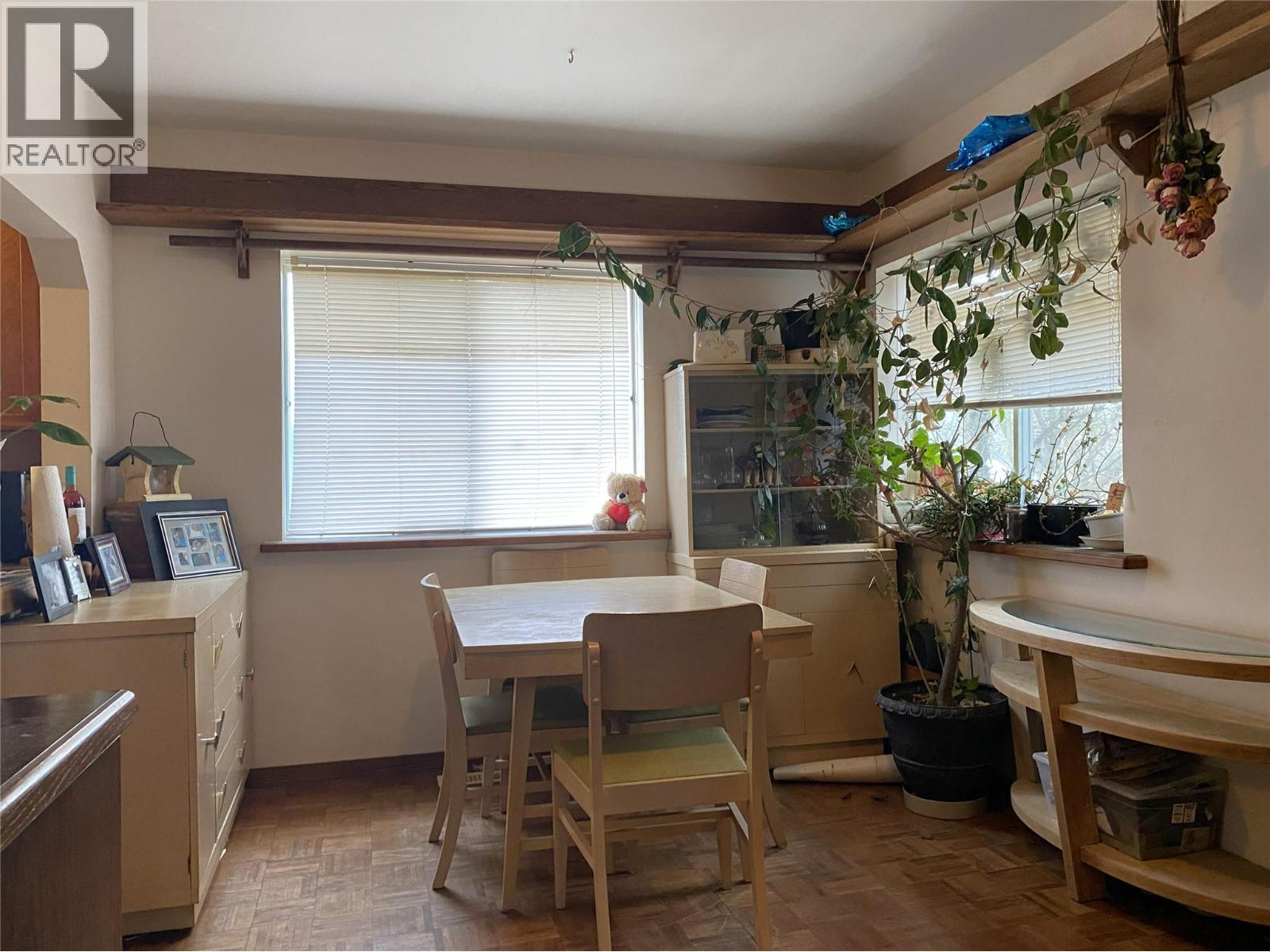 5945 DARCY ROAD - 14