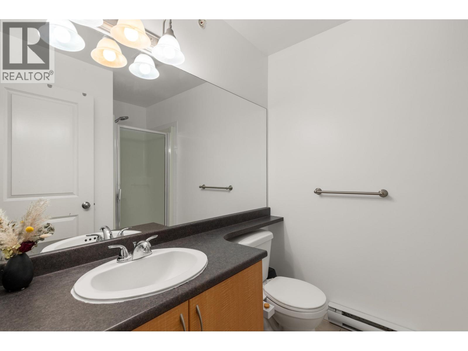 313 38003 SECOND AVENUE, Squamish