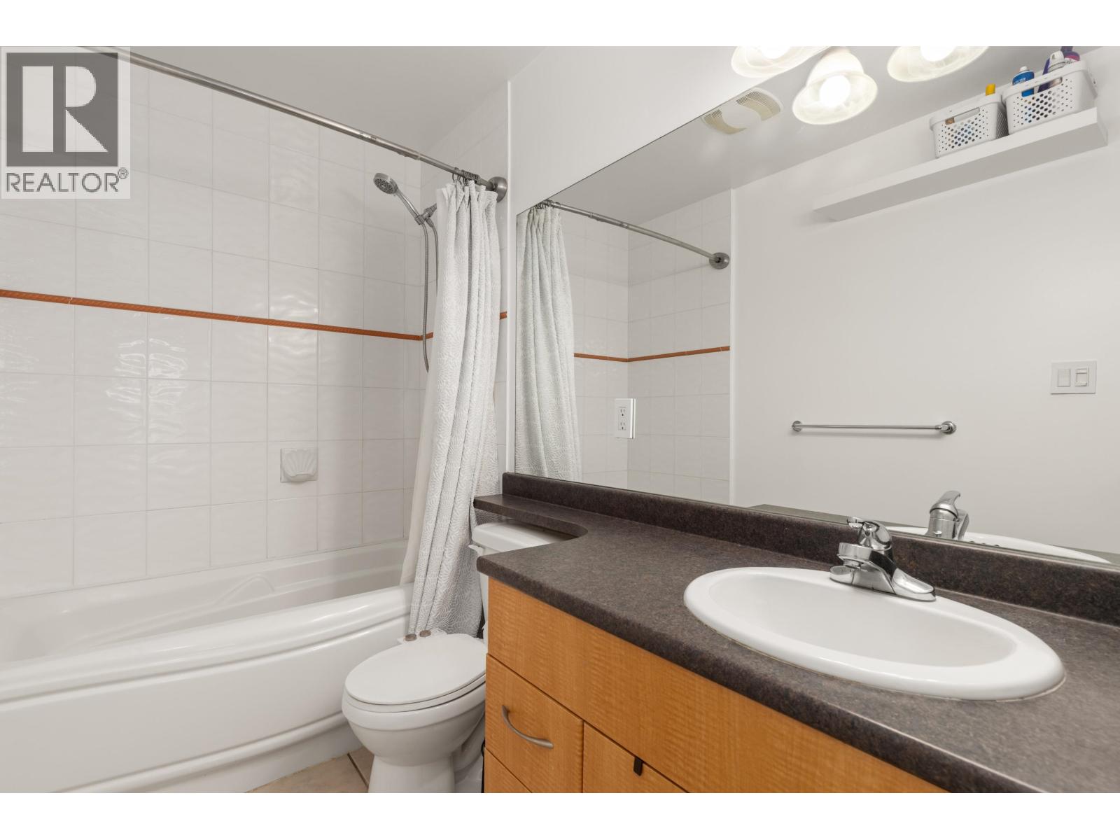 313 38003 SECOND AVENUE, Squamish