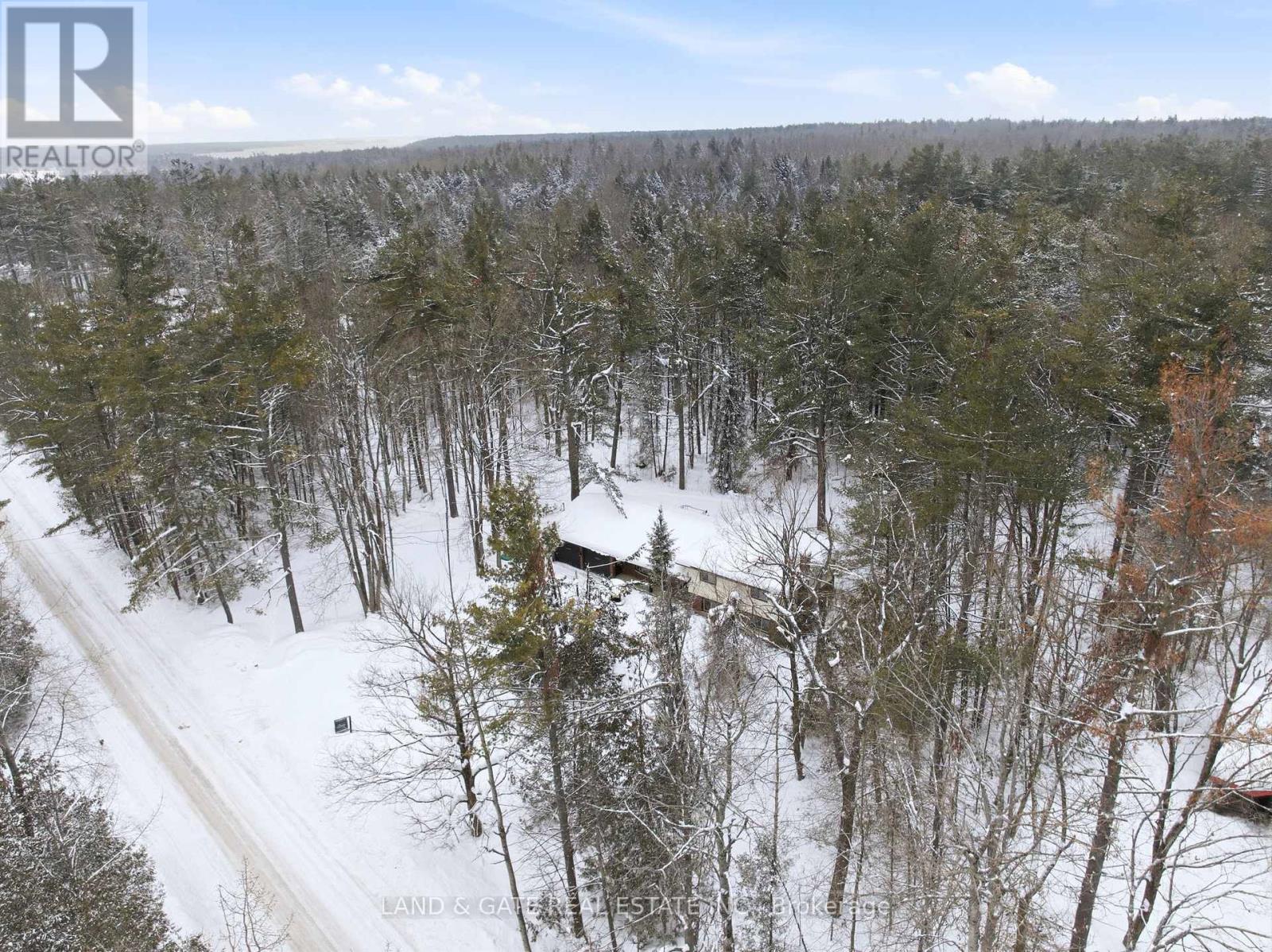 40 MELODY BAY ROAD, Trent Lakes, Ontario
