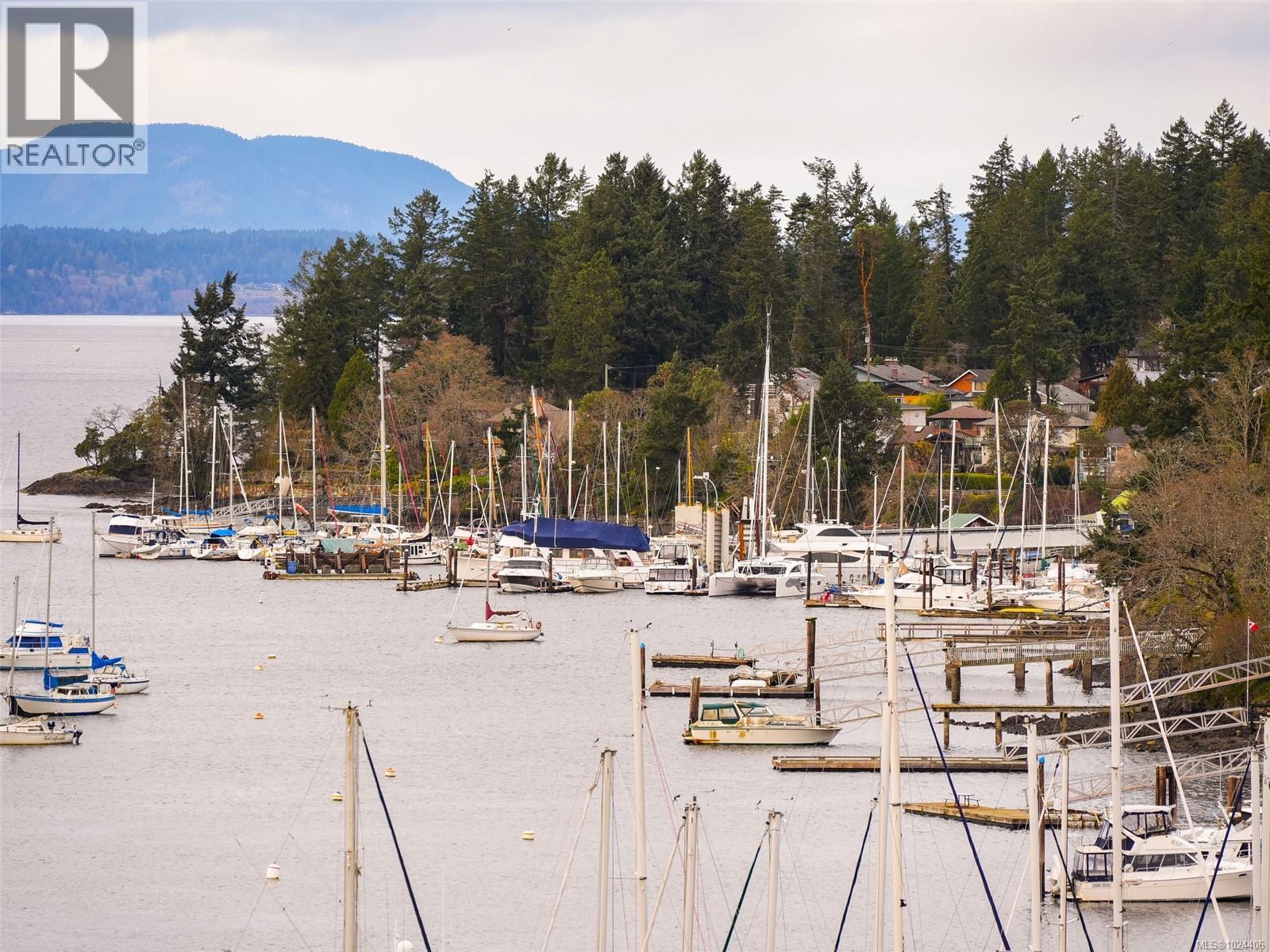 714 6880 Wallace Dr, Central Saanich