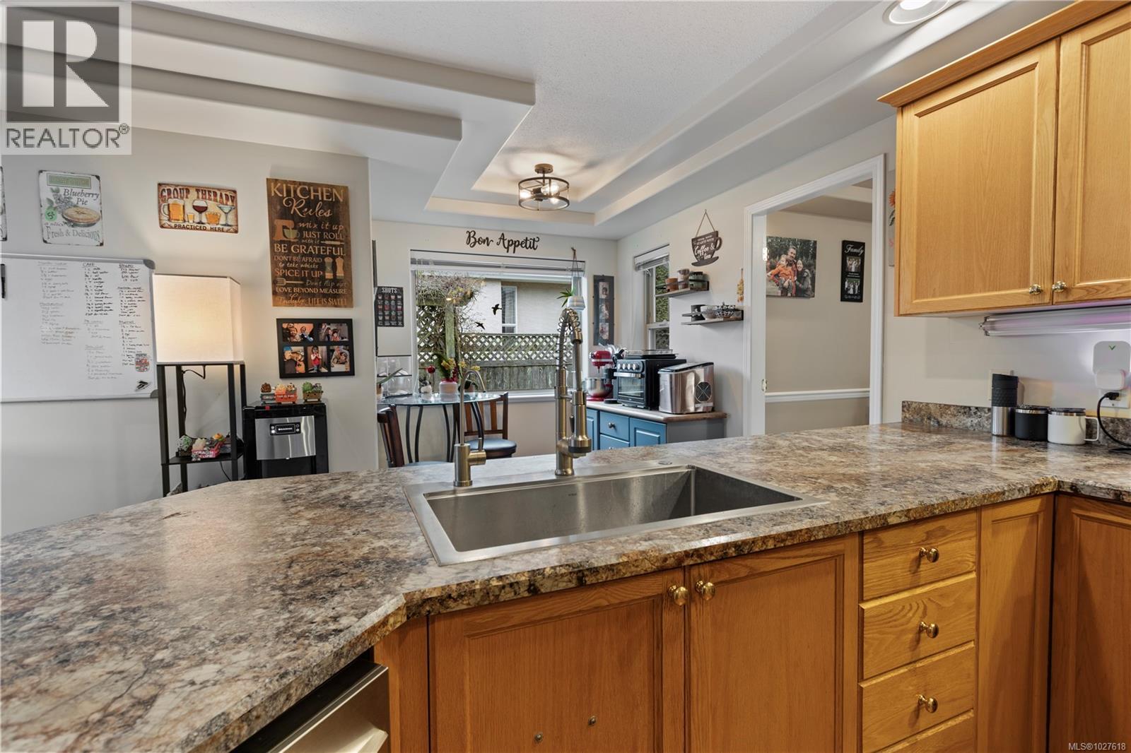 1137 Yellowbrick Rd, Parksville