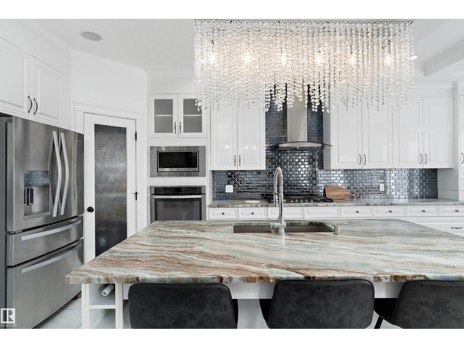 1242 STARLING DR NW, Edmonton