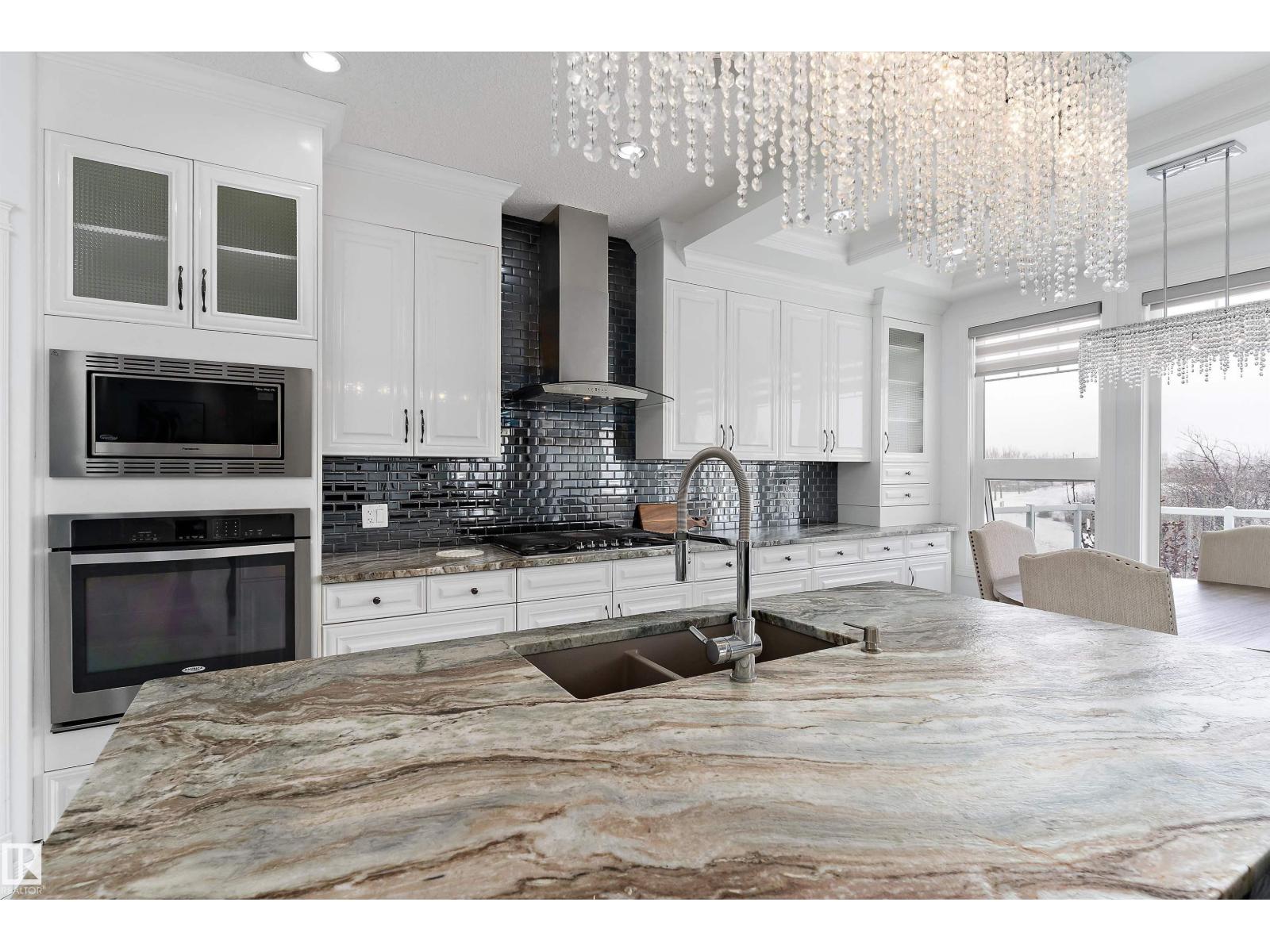 1242 STARLING DR NW, Edmonton