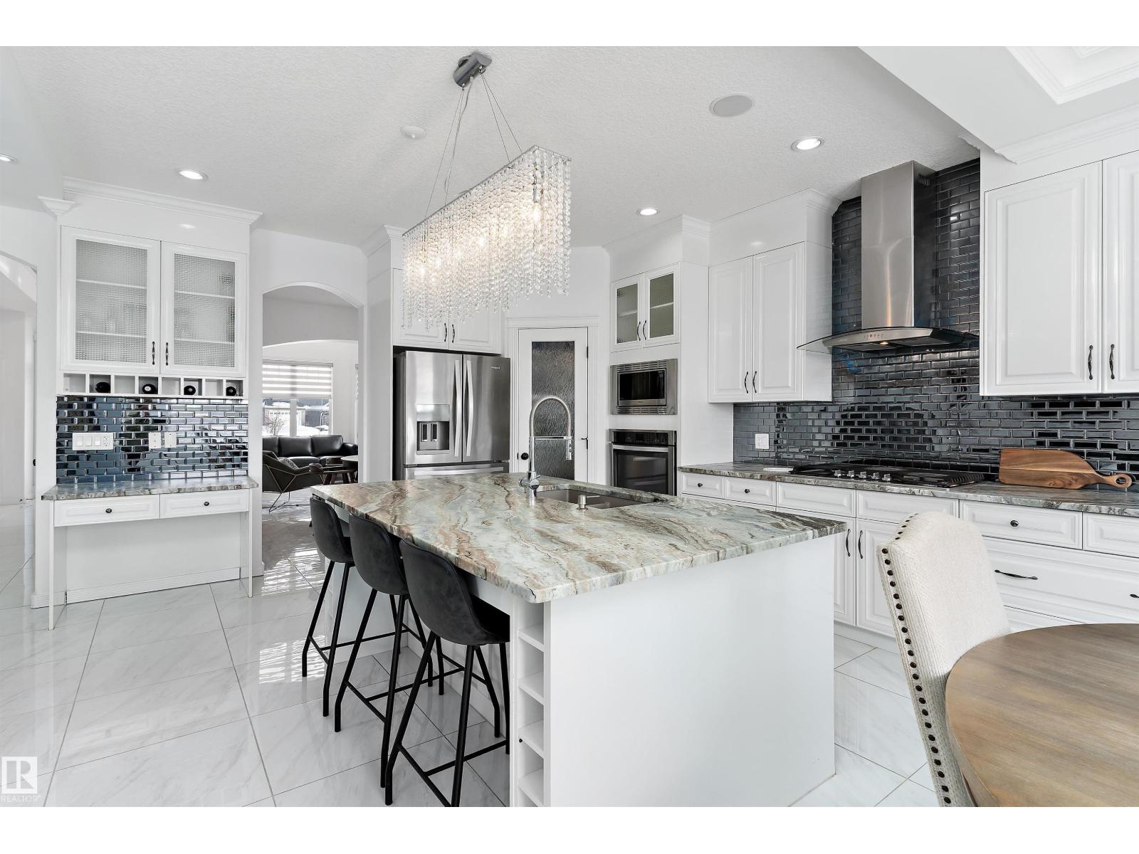 1242 STARLING DR NW, Edmonton