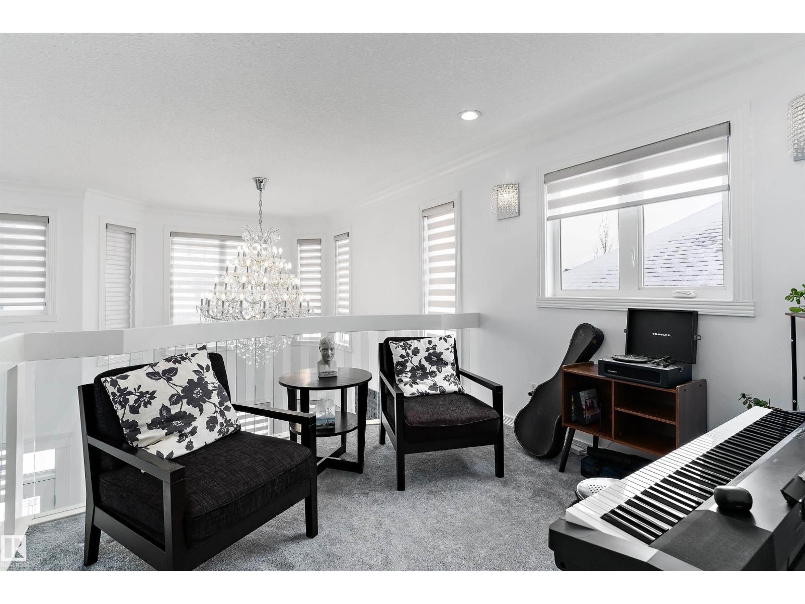 1242 STARLING DR NW, Edmonton