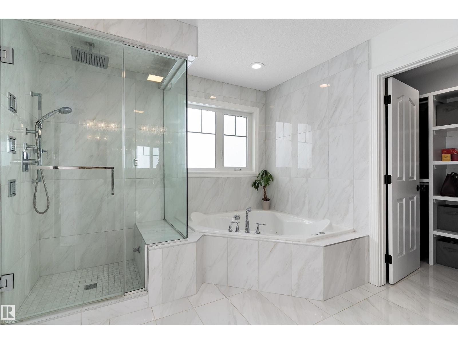 1242 STARLING DR NW, Edmonton