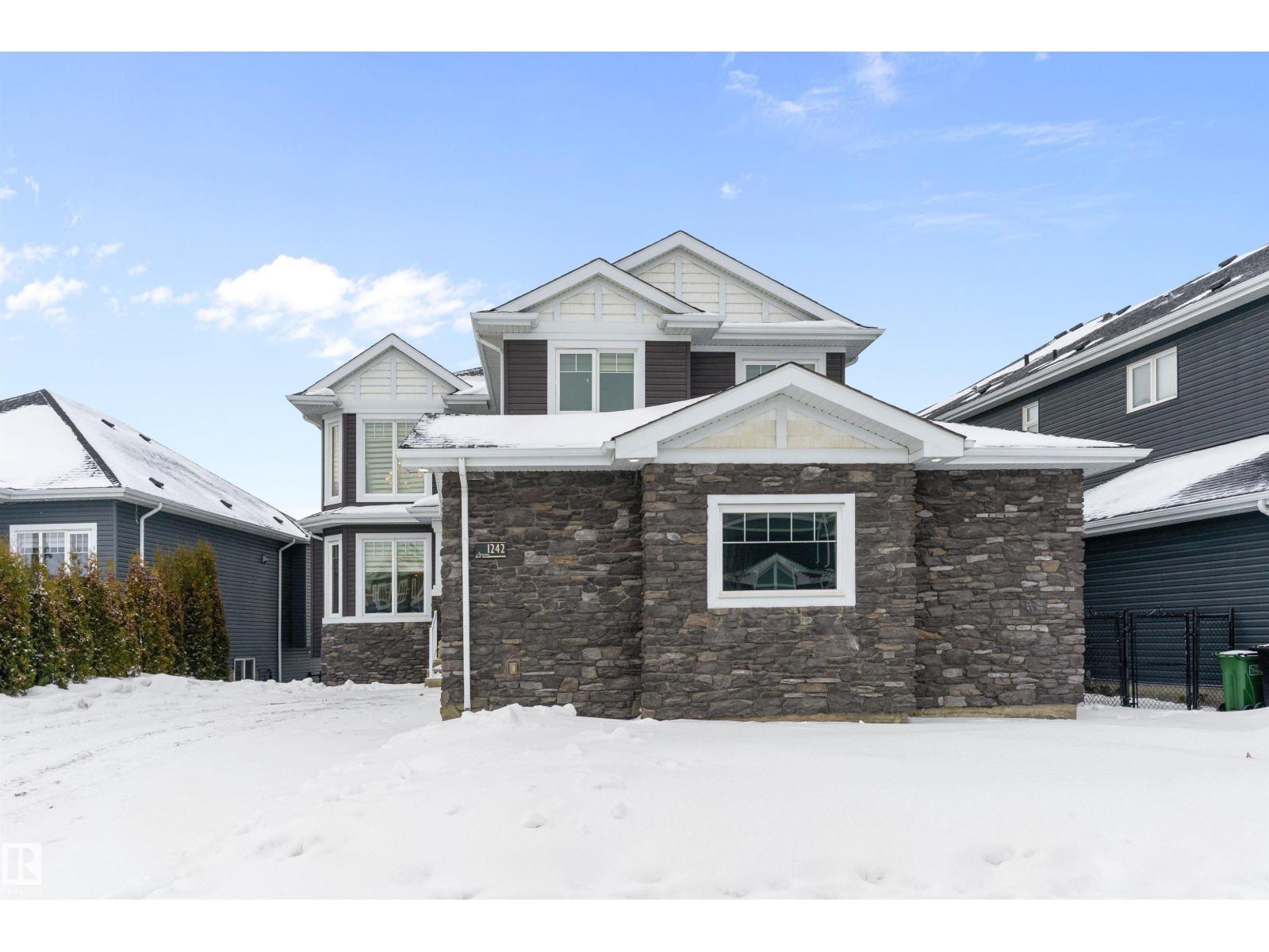 1242 STARLING DR NW, Edmonton