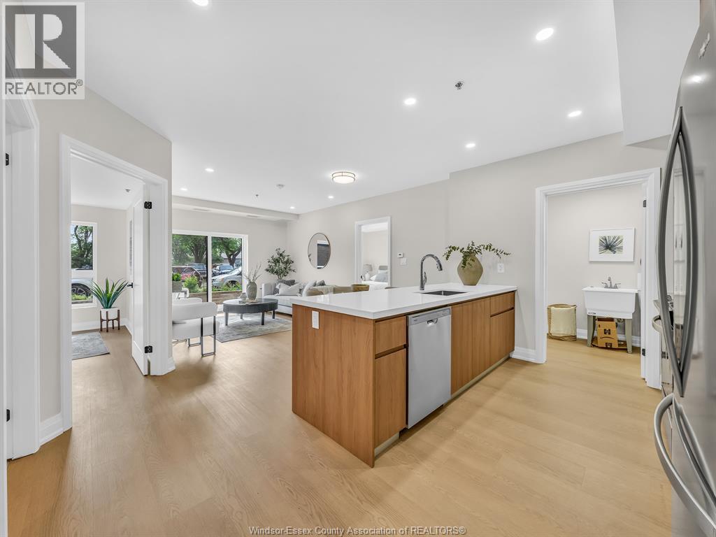 11646 TECUMSEH ROAD East Unit# 106