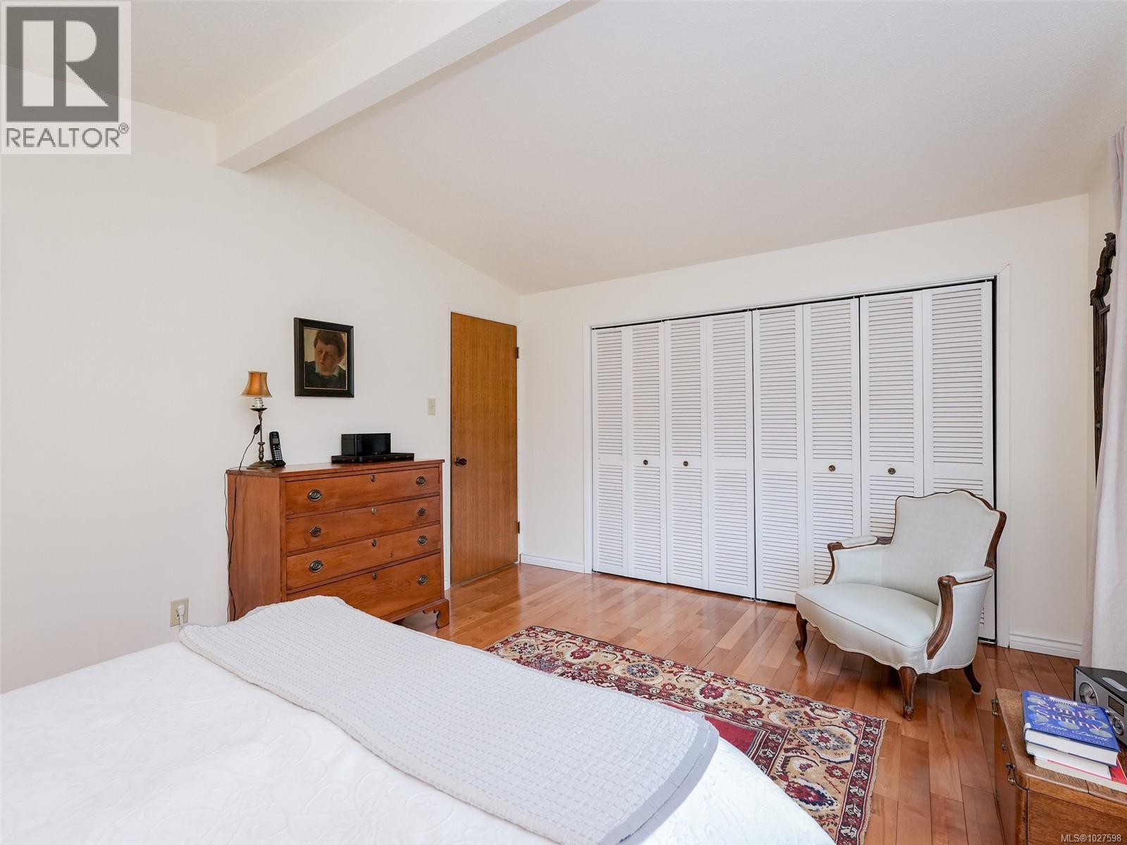  3512 Plymouth Road, Oak Bay