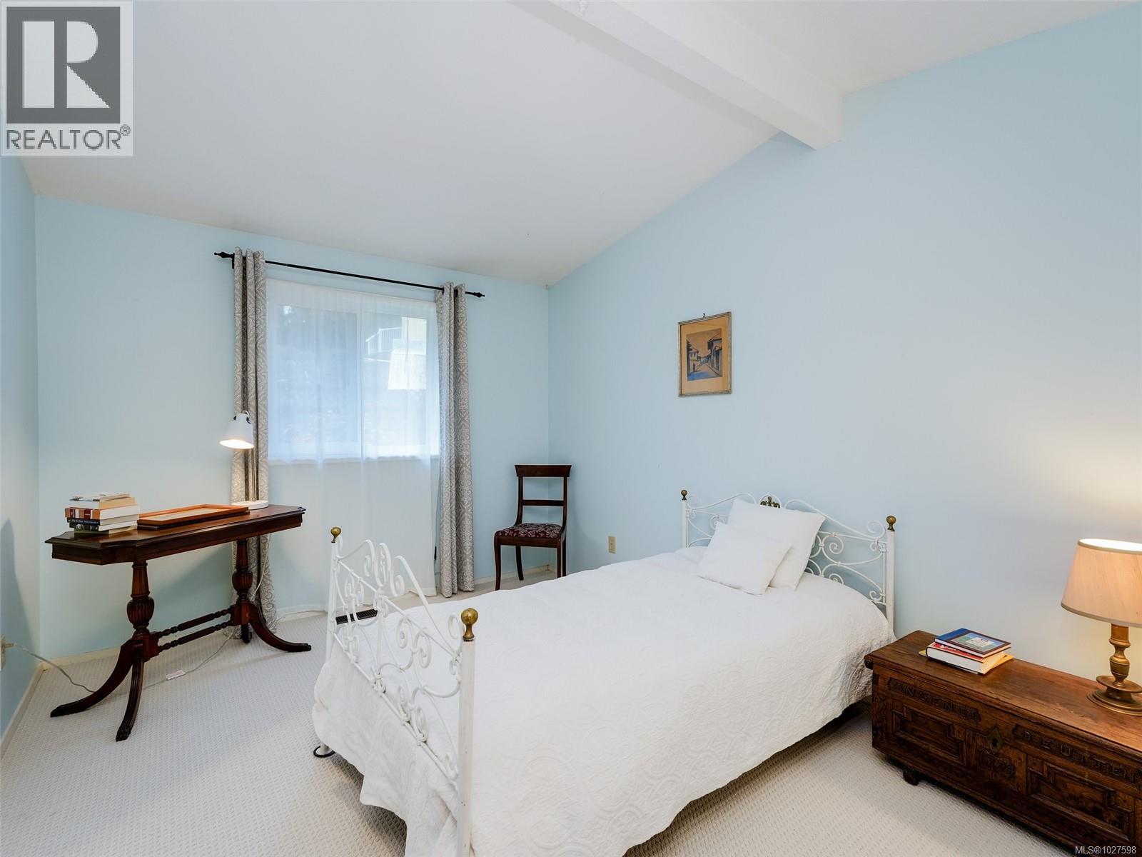  3512 Plymouth Road, Oak Bay