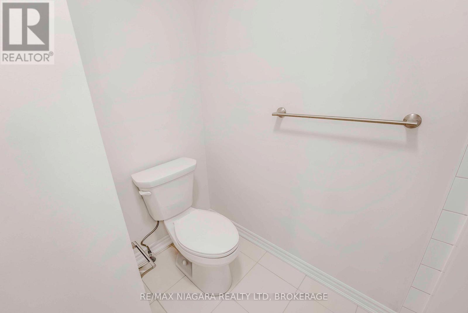 57 - 5672 DORCHESTER ROAD — photo 21