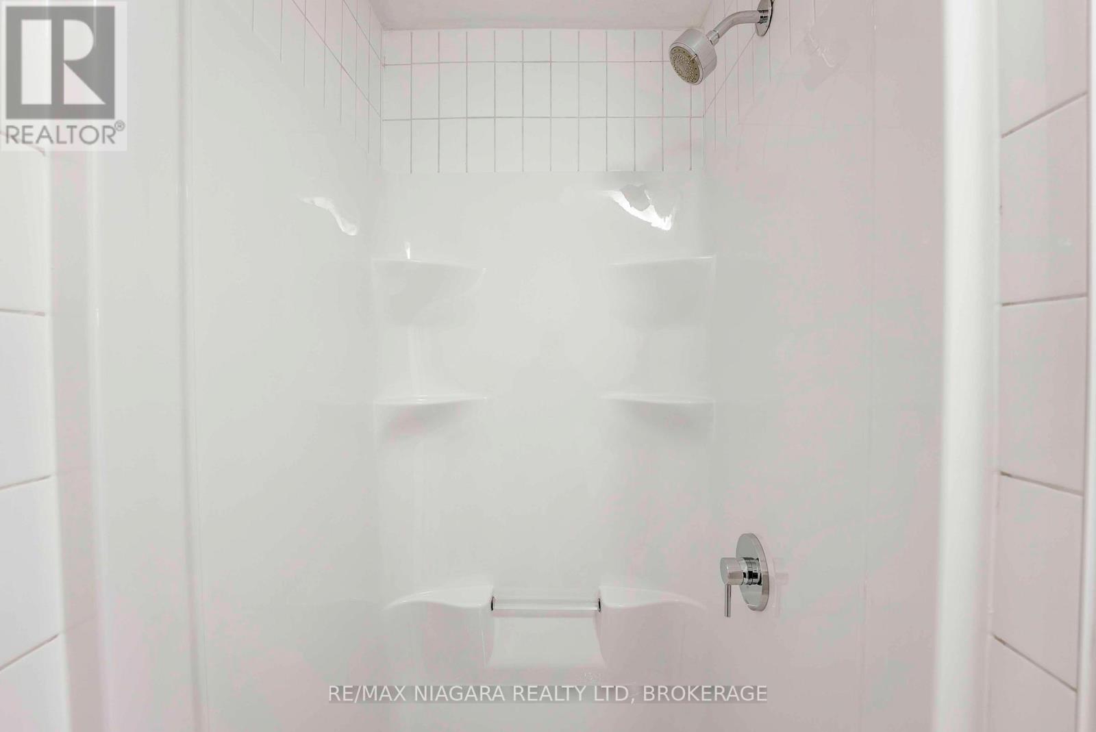 57 - 5672 DORCHESTER ROAD — photo 22
