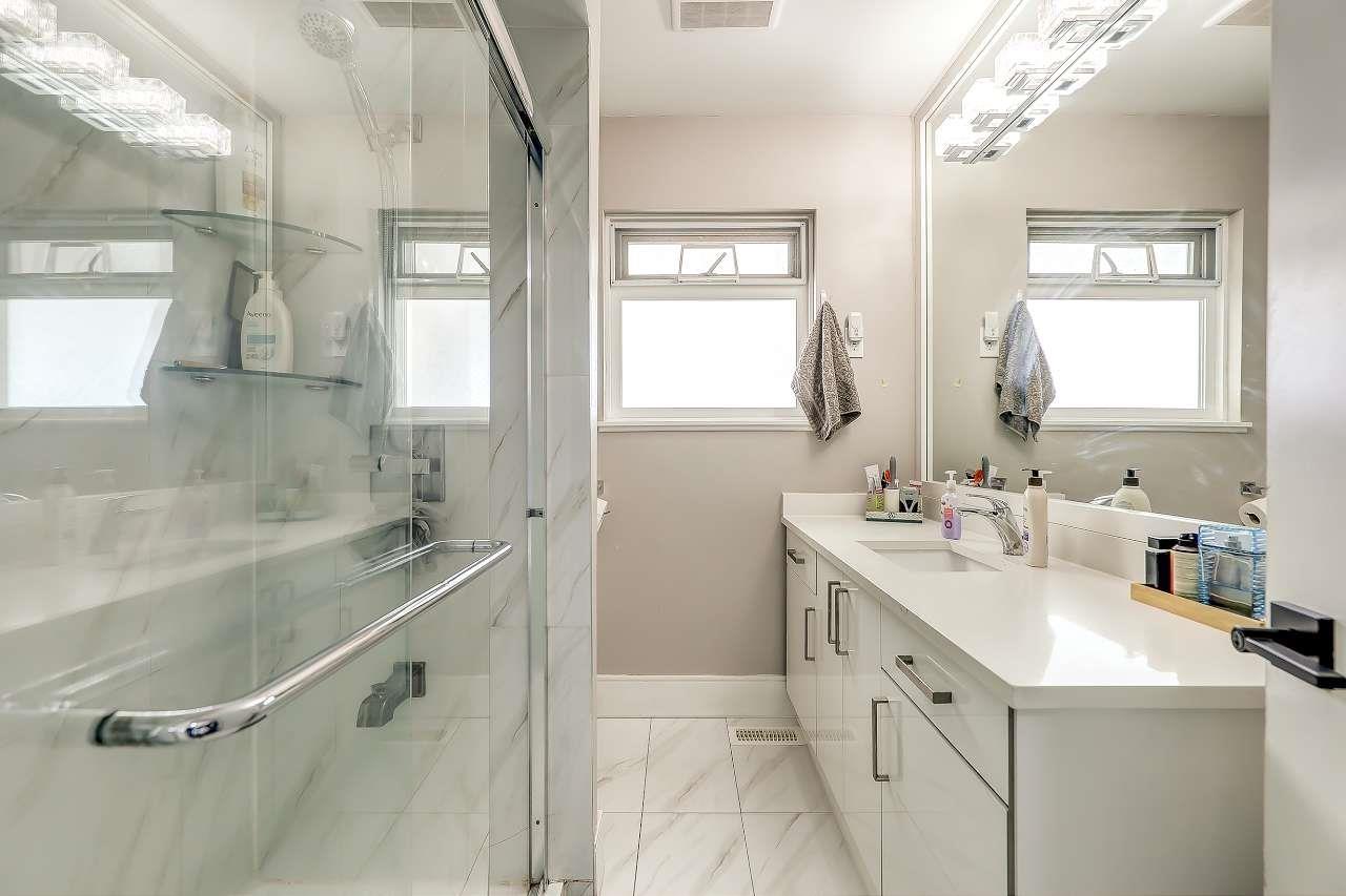 11467 87 Avenue, Delta