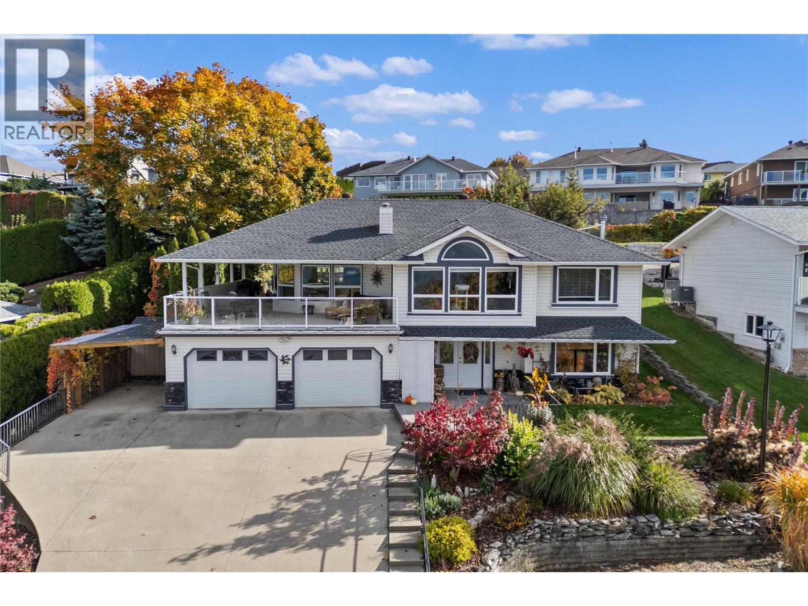 2270 3 Avenue SE, Salmon Arm