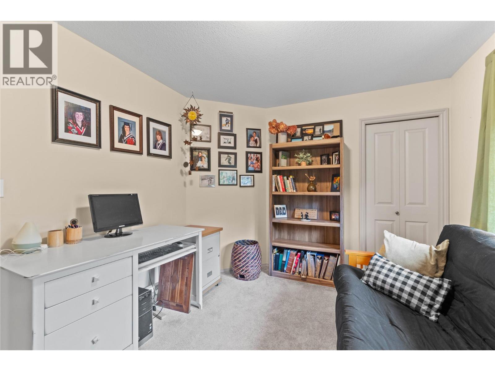 2270 3 Avenue SE, Salmon Arm